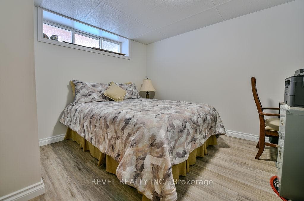 94 Legion Drive photo 29