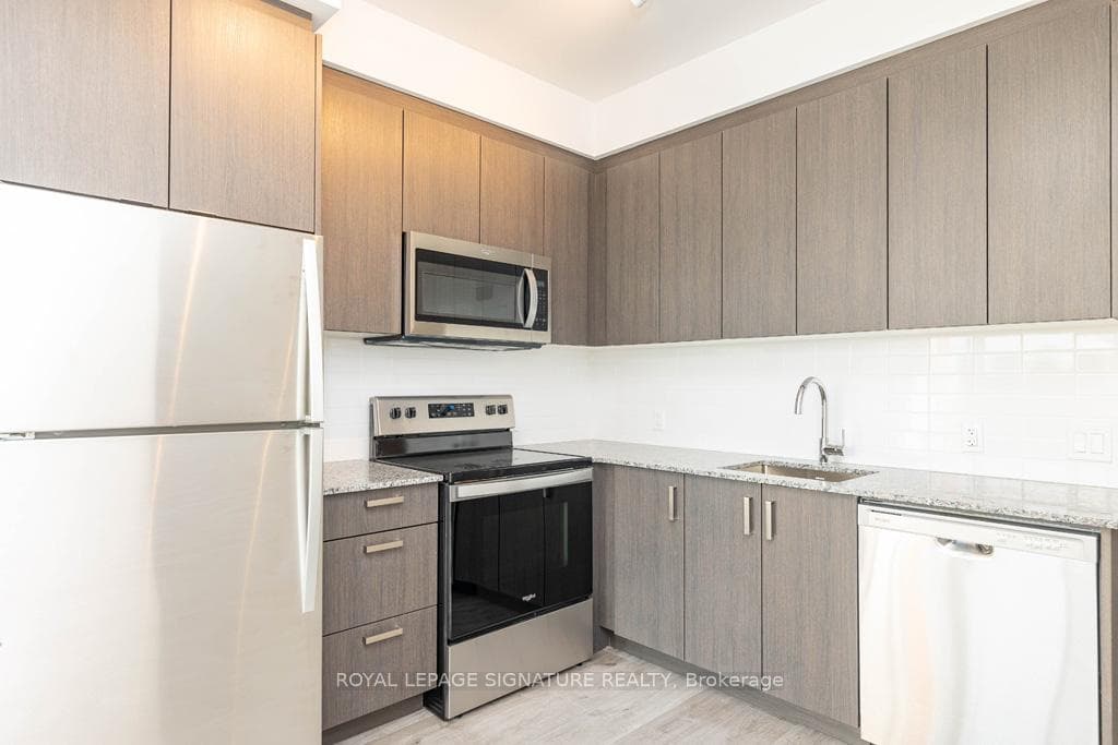 1010 Dundas Street Unit 511 photo 10