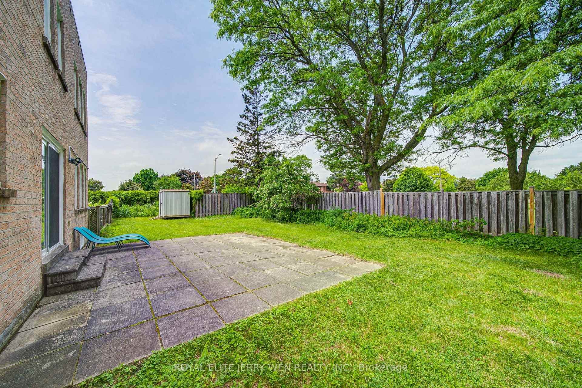 70 Bronte Road photo 44