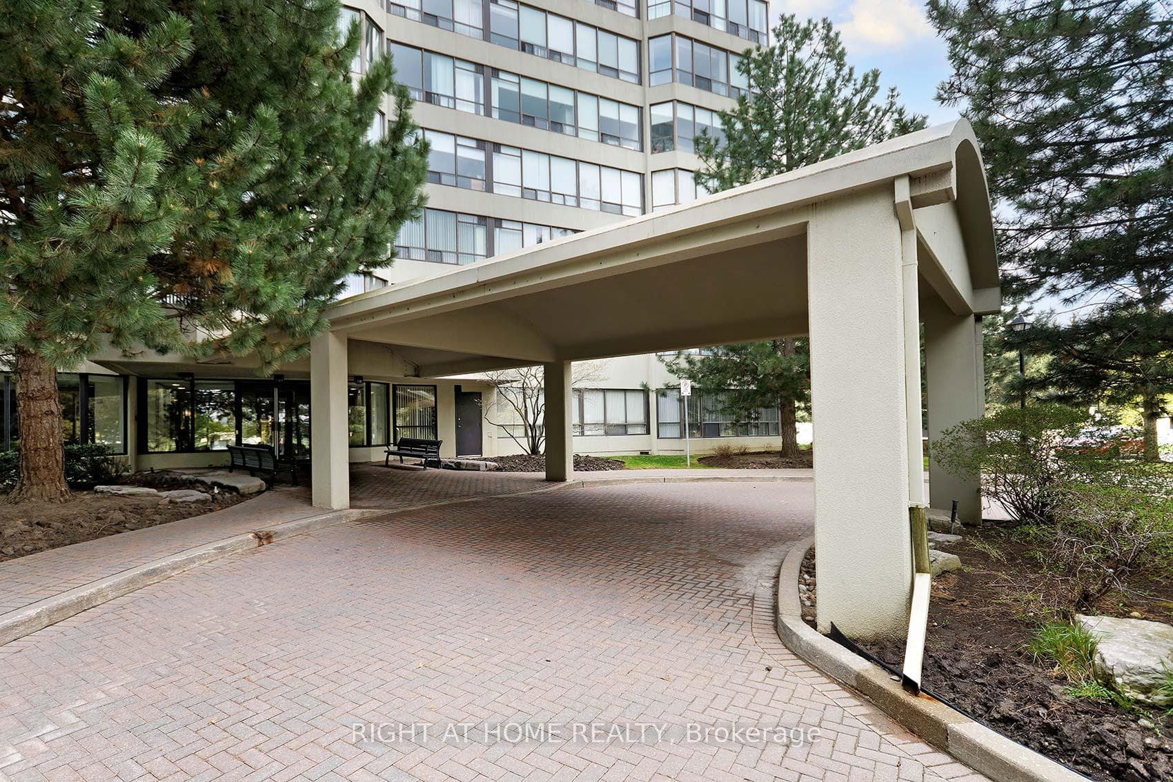 24 Hanover Road Unit 903 photo 5