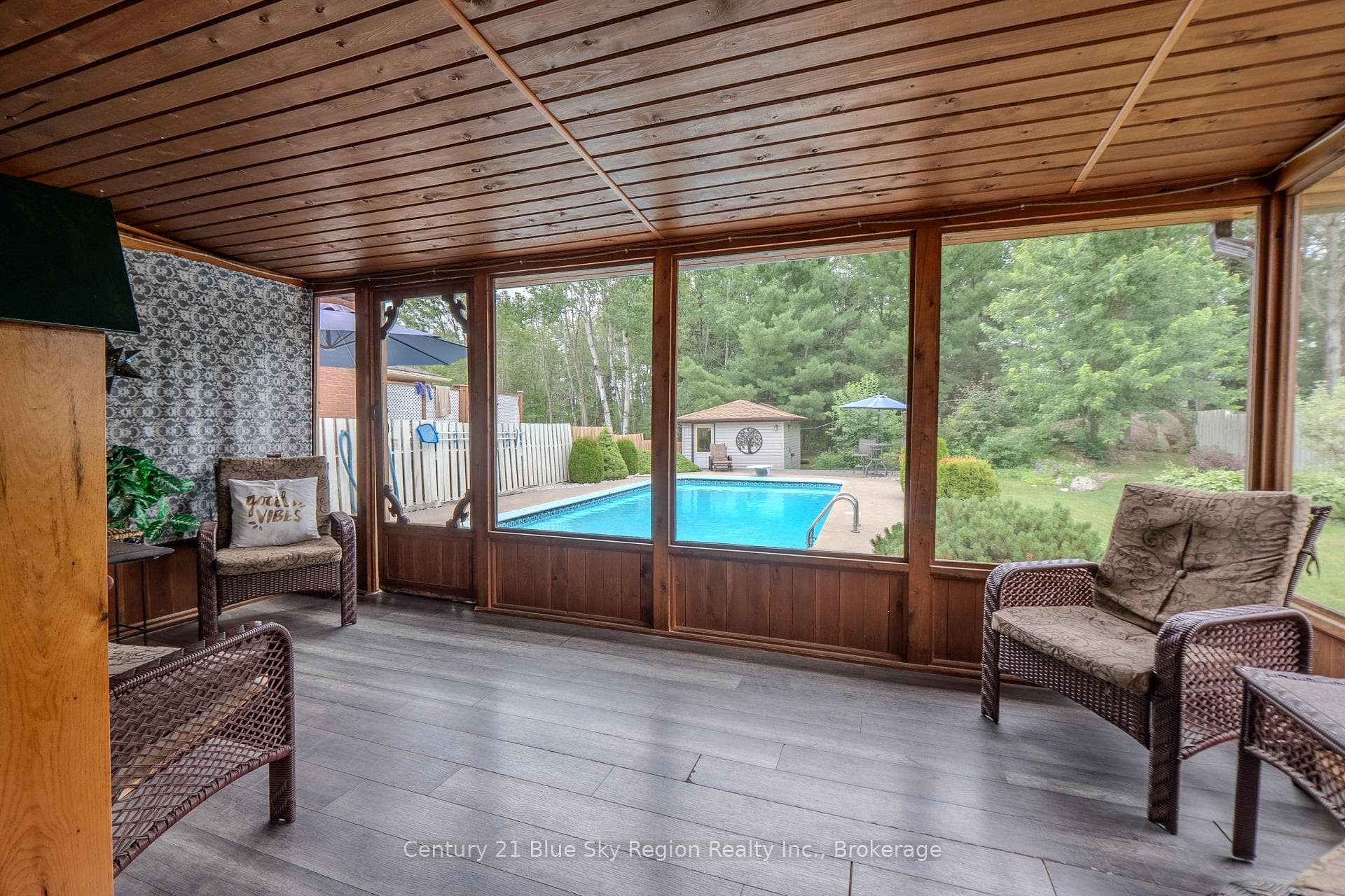 87 Labreche Drive photo 37