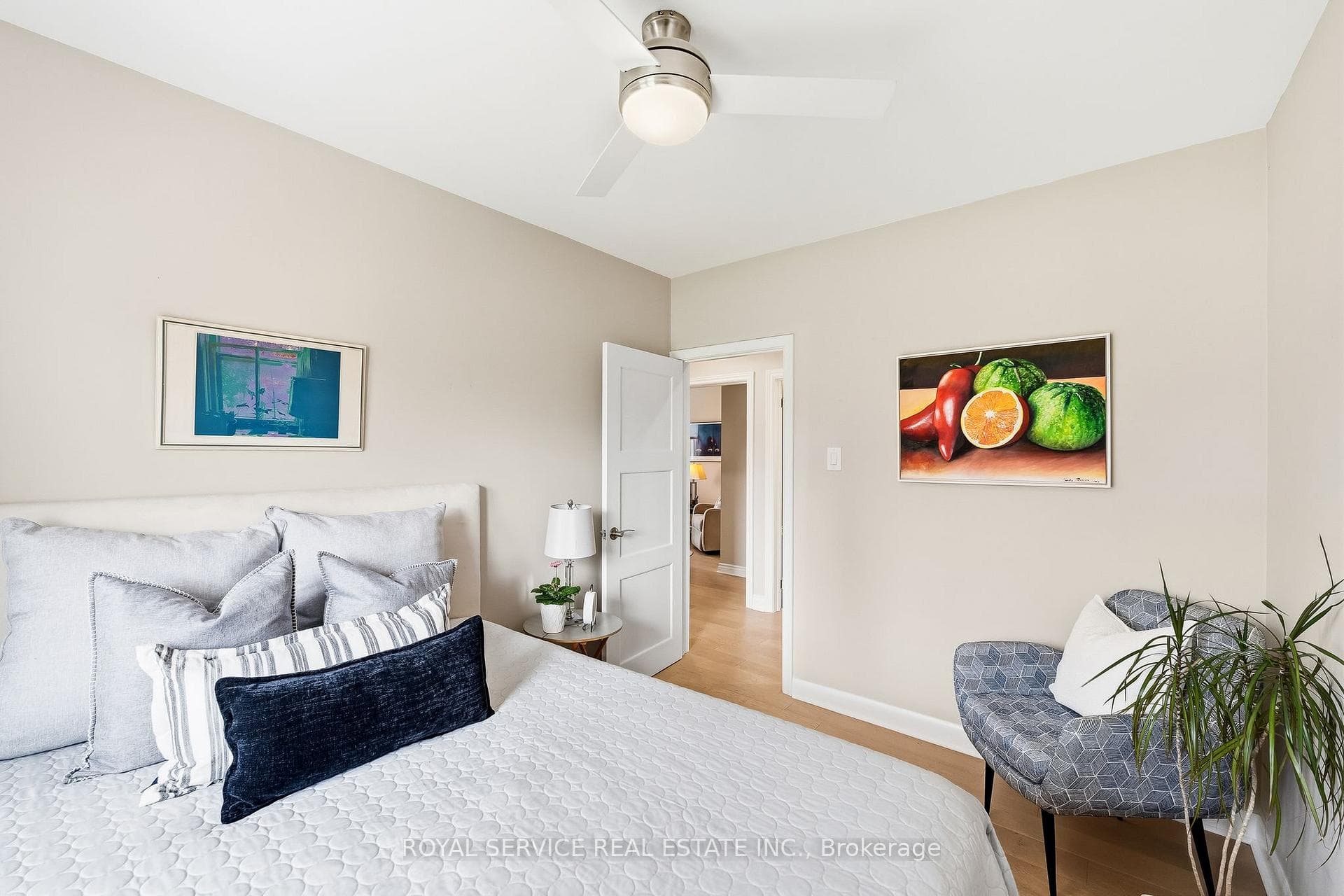 44 Springbrook Road photo 28
