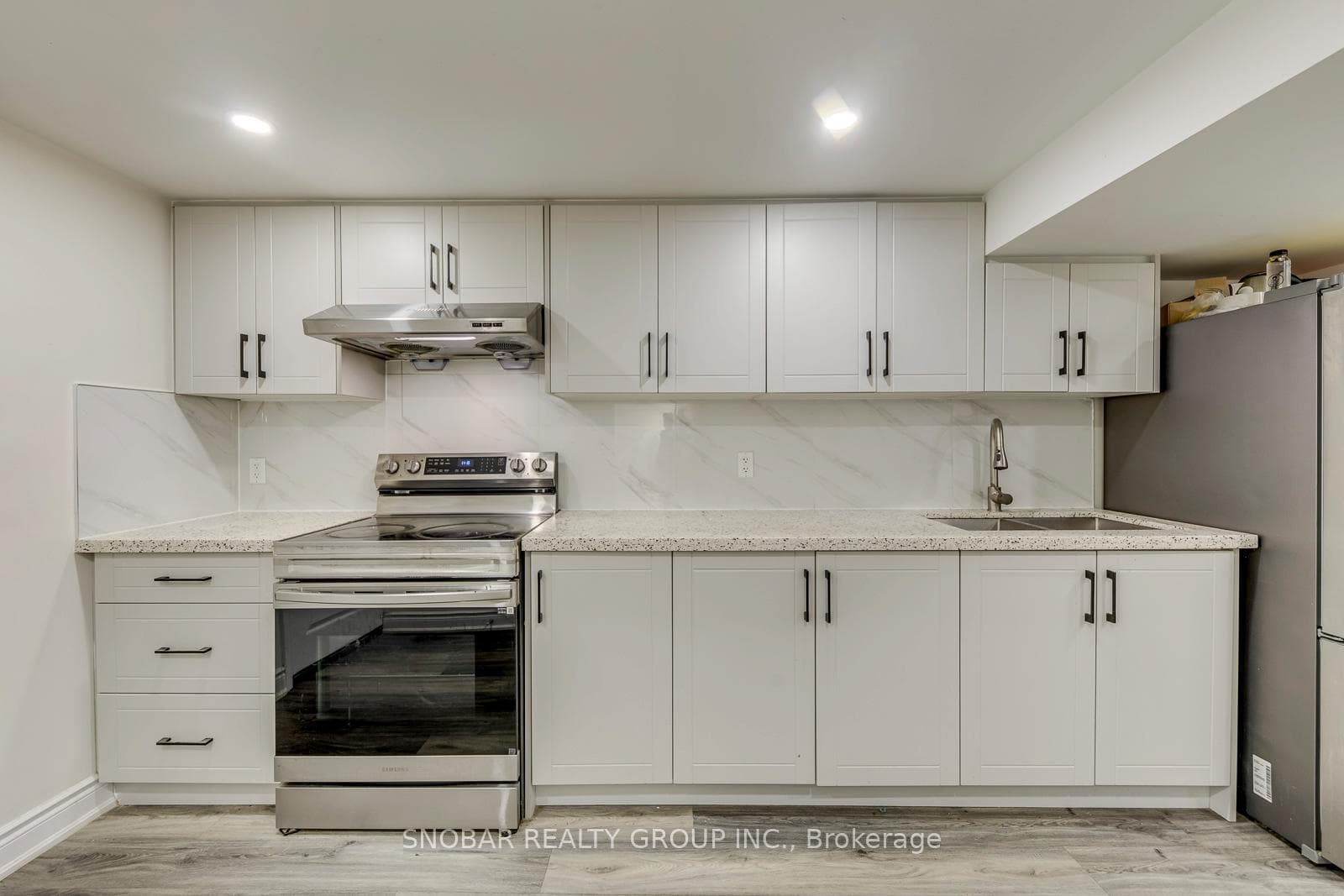 163 Gracedale Boulevard photo 18