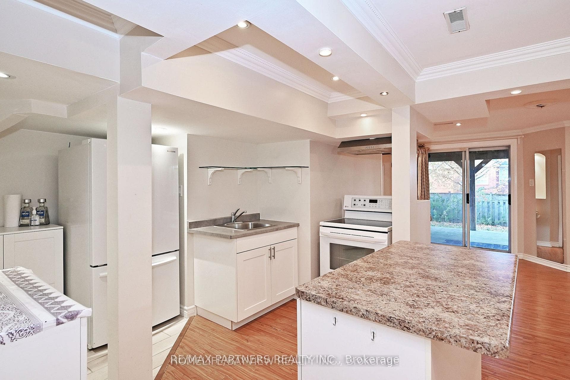 26 Sandfield Drive photo 38