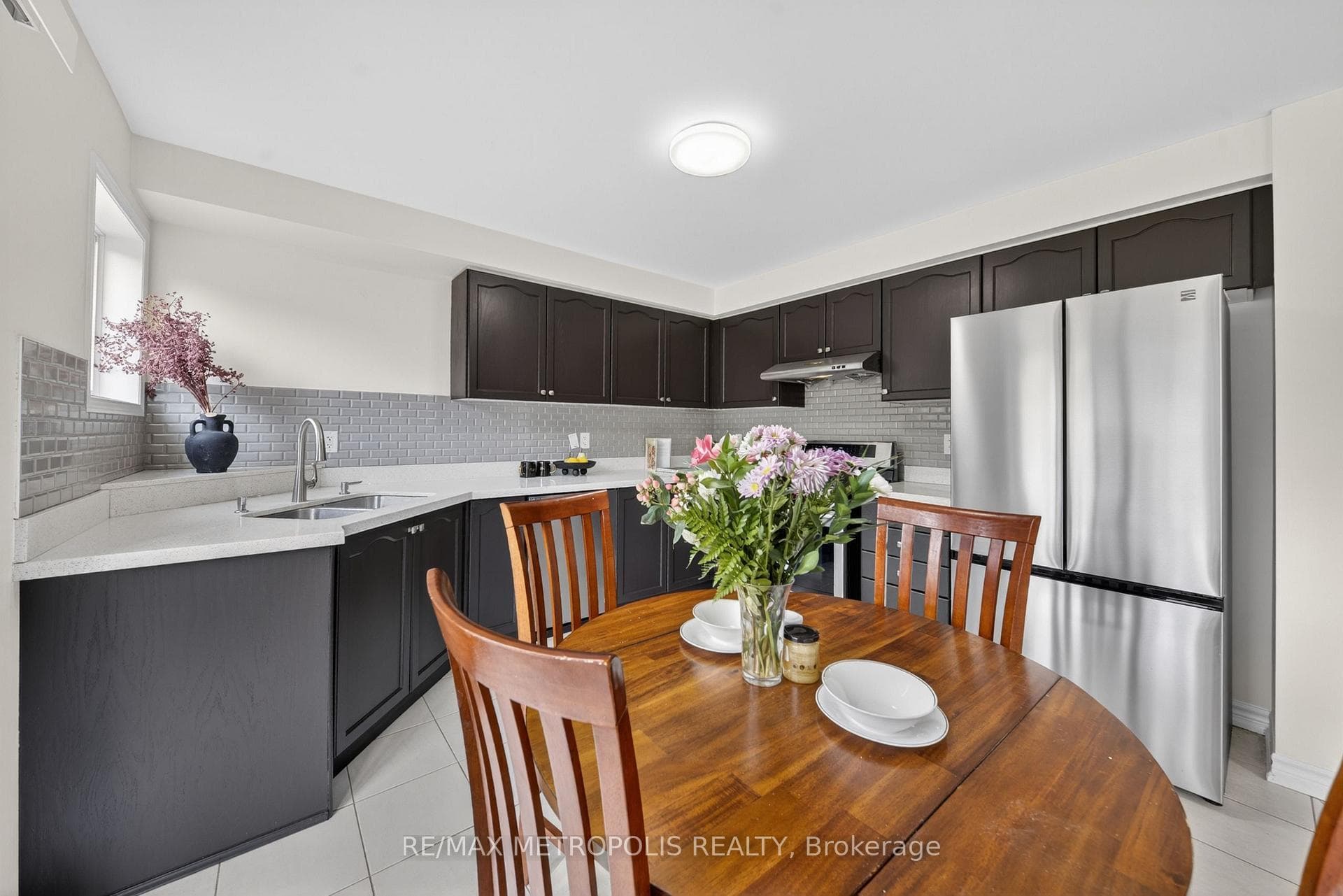 83 Greenhalf Drive photo 24