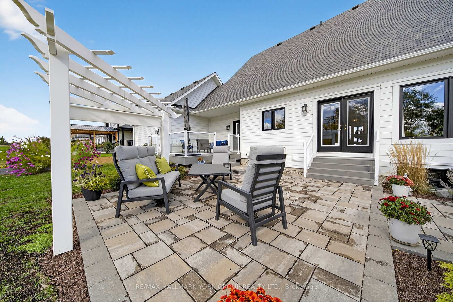Interlock Patio & Pergola