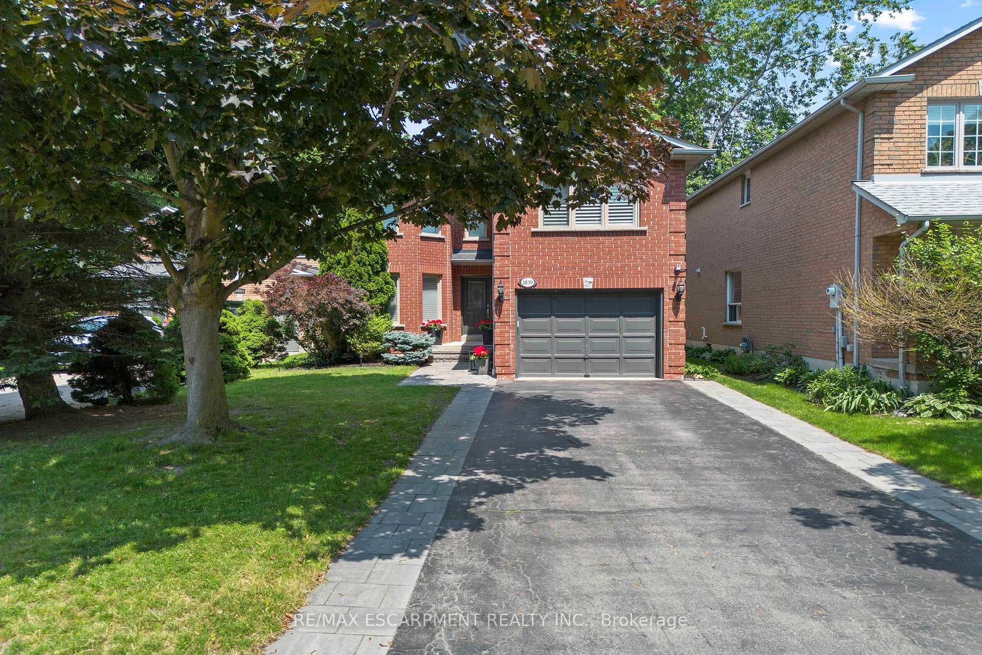 1839 Fellen Place photo 2