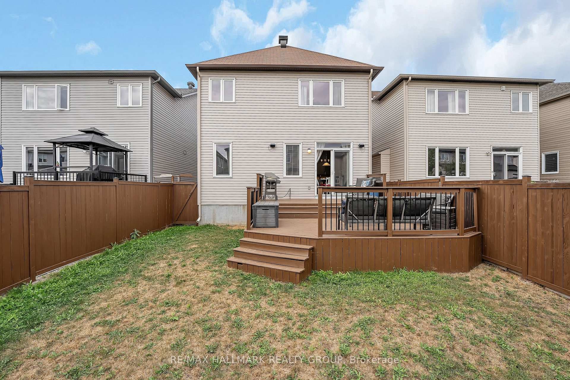 218 Harthill Way photo 45