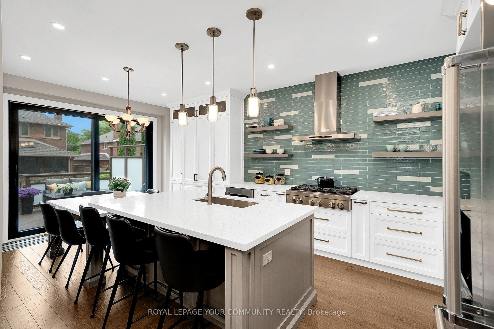 19 Pondmede Crescent photo 16