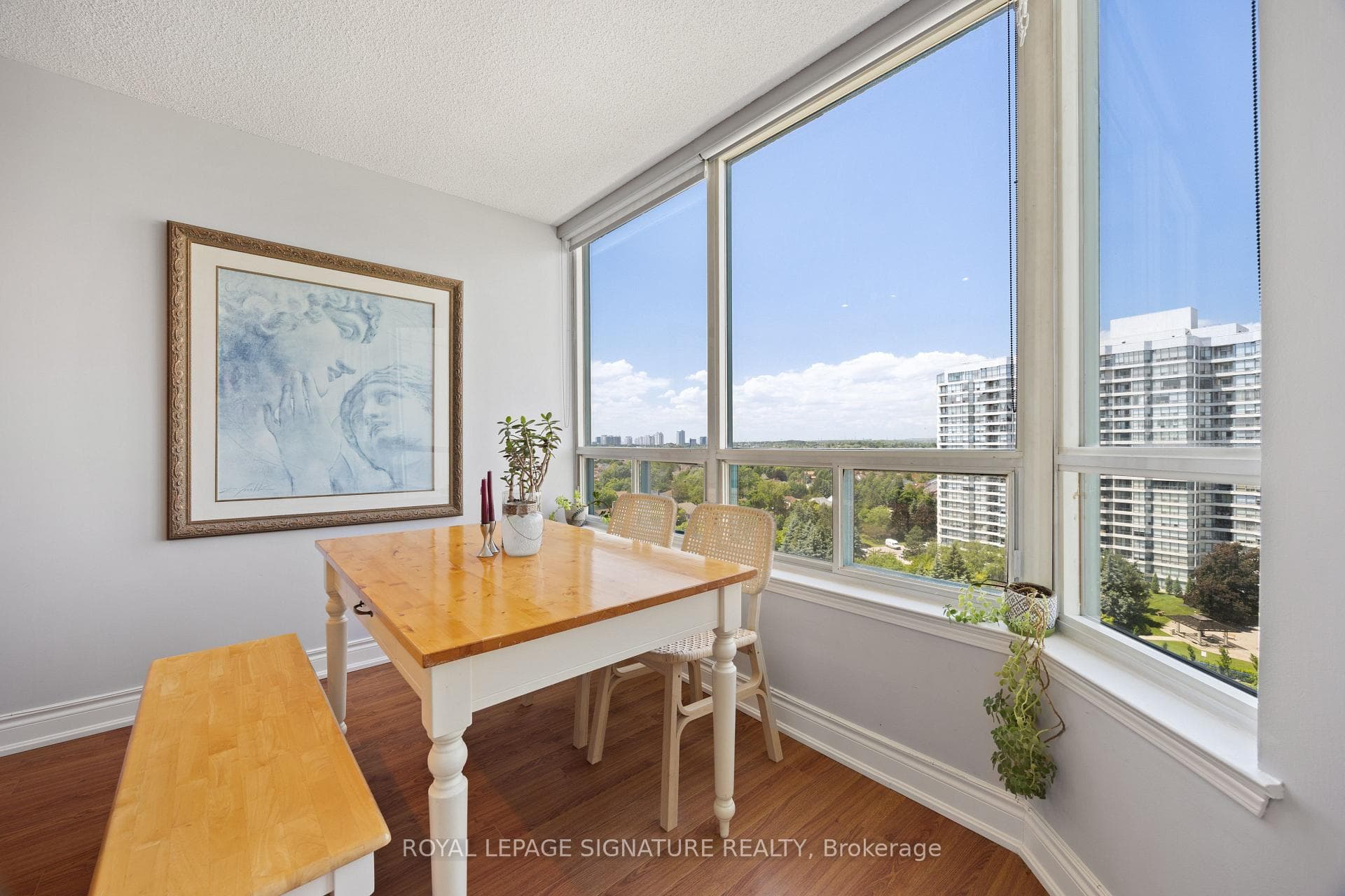 7250 Yonge Street Unit 1001 photo 11