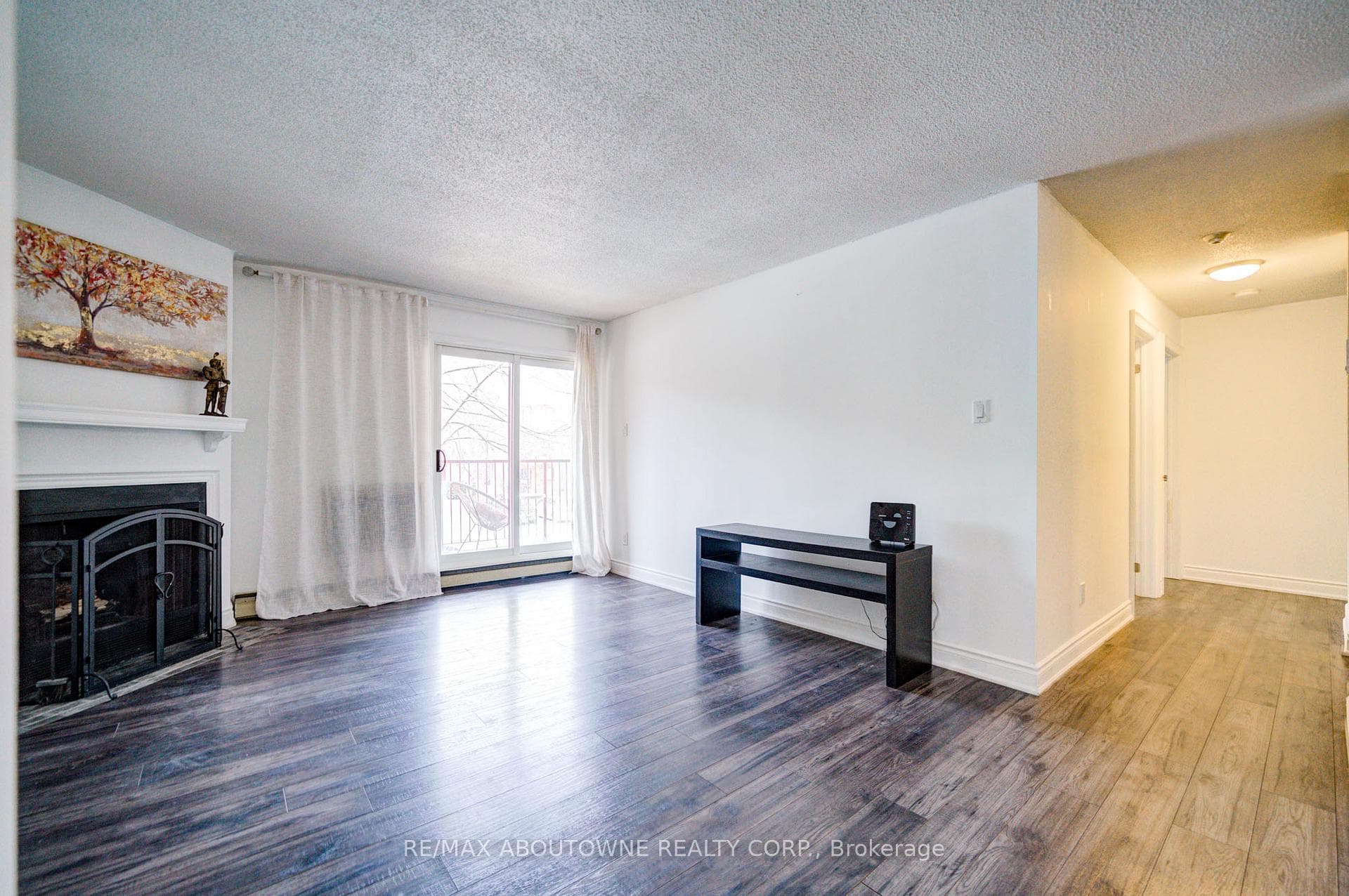 1514 Pilgrims Way Unit 521 photo 4