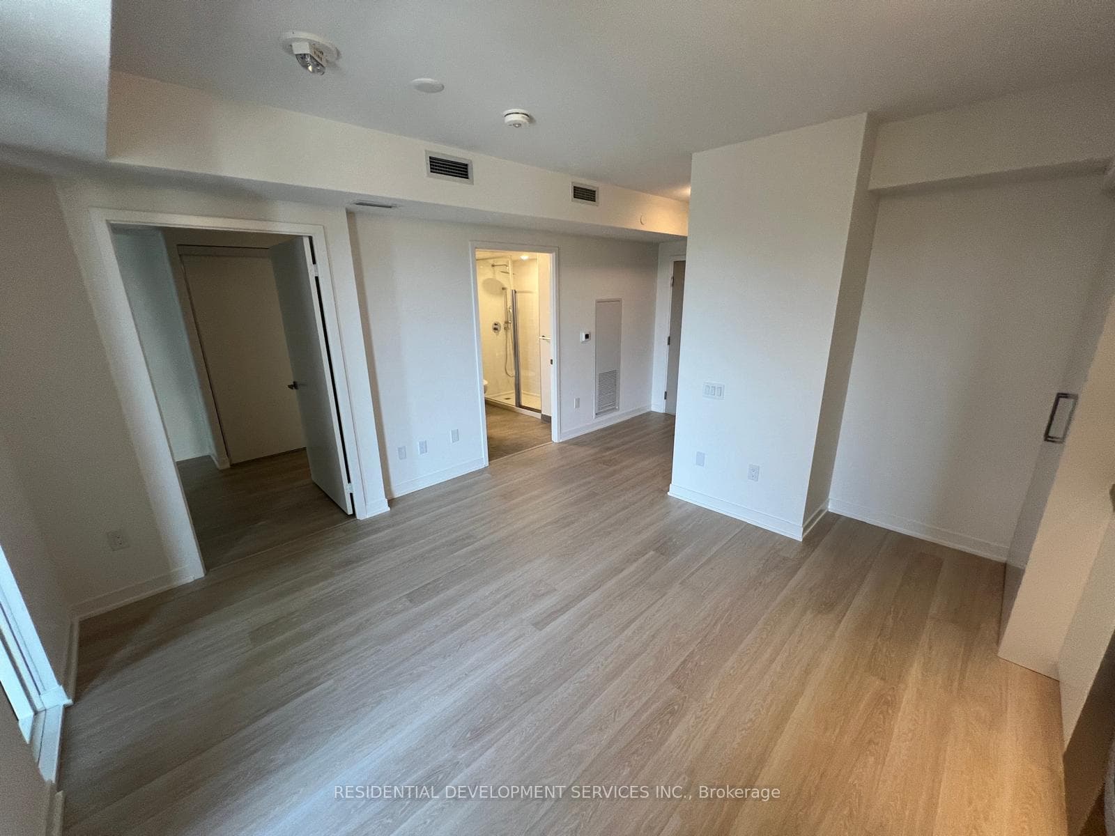 500 Wilson Avenue Unit 702 photo 3