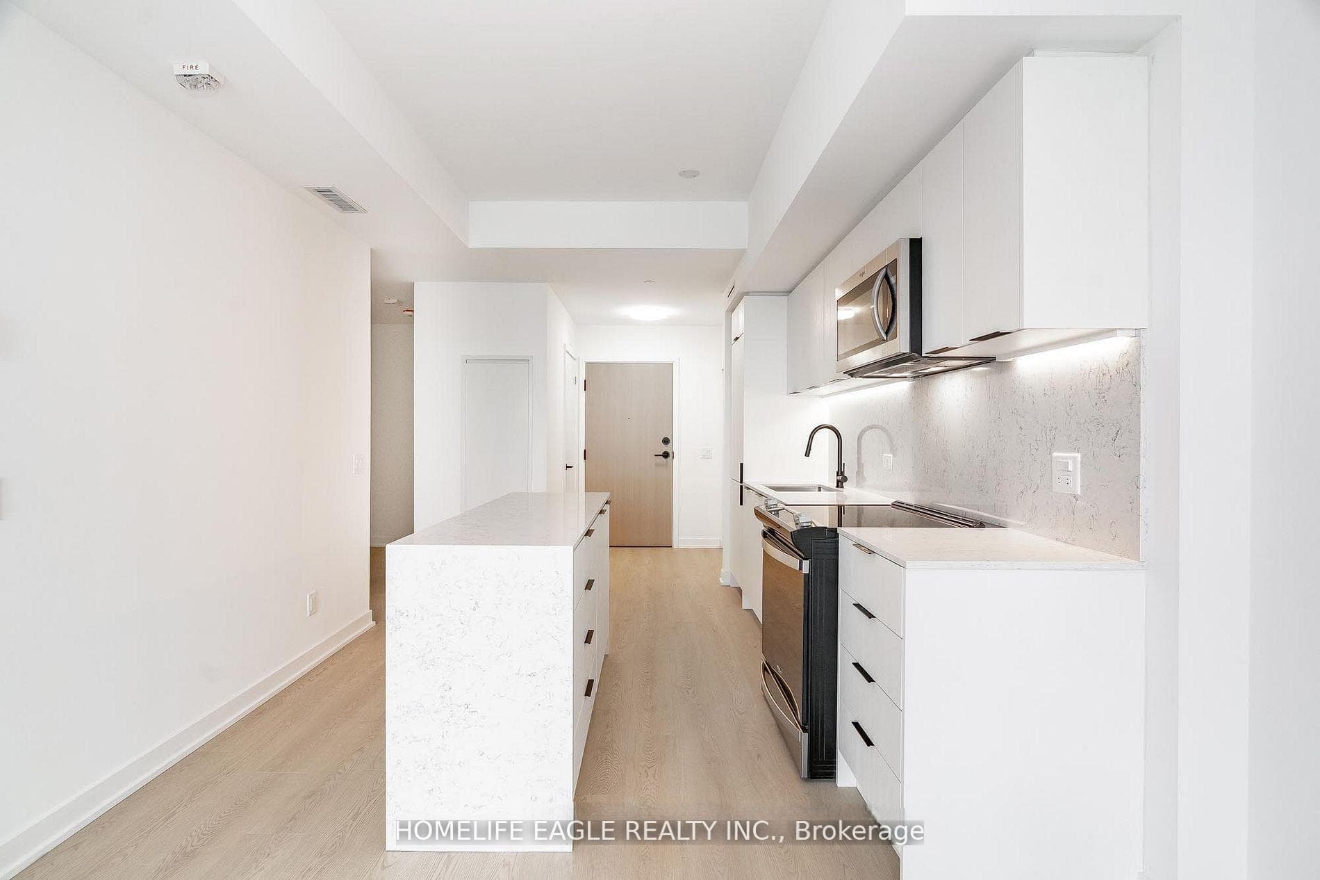 31 Huron Street Unit 513 photo 10