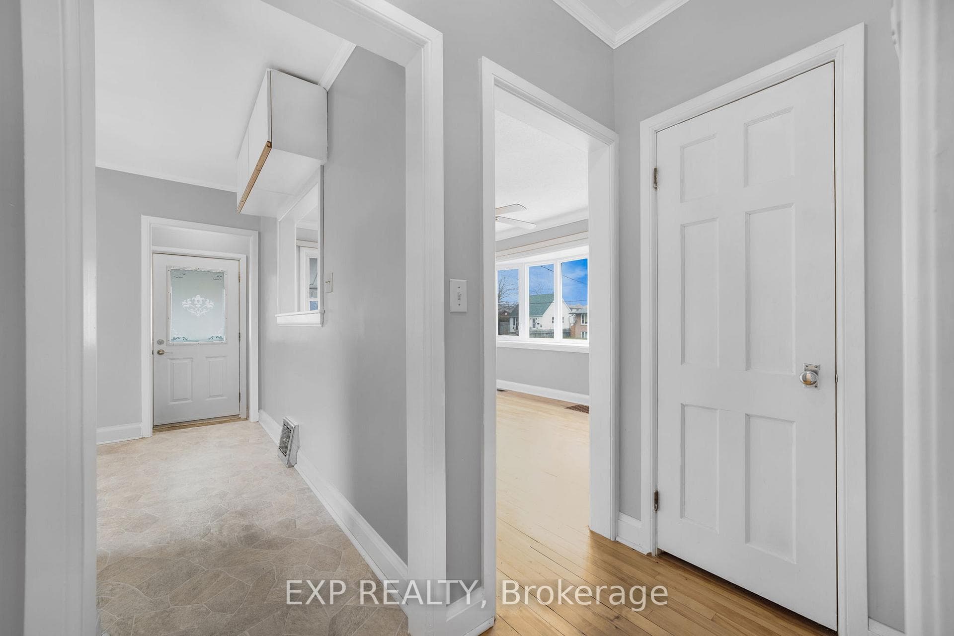 585 Veterans Road photo 21