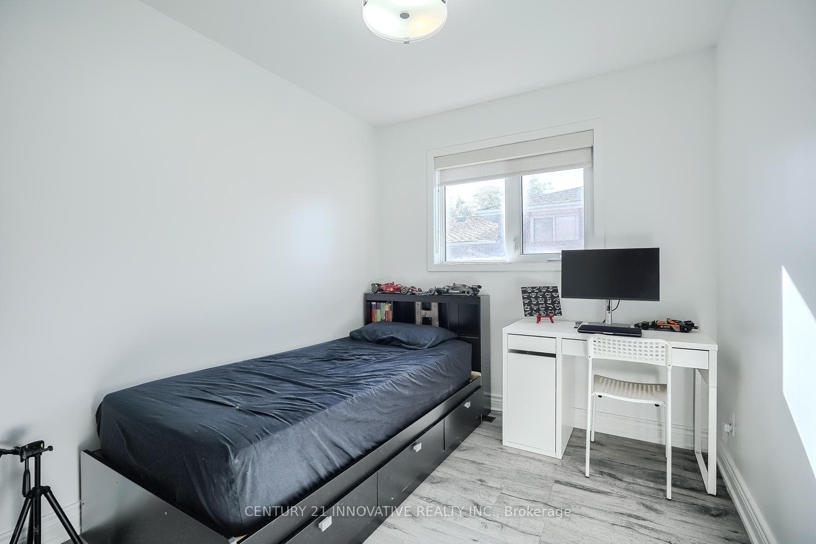 10 Stonefield Crescent photo 21