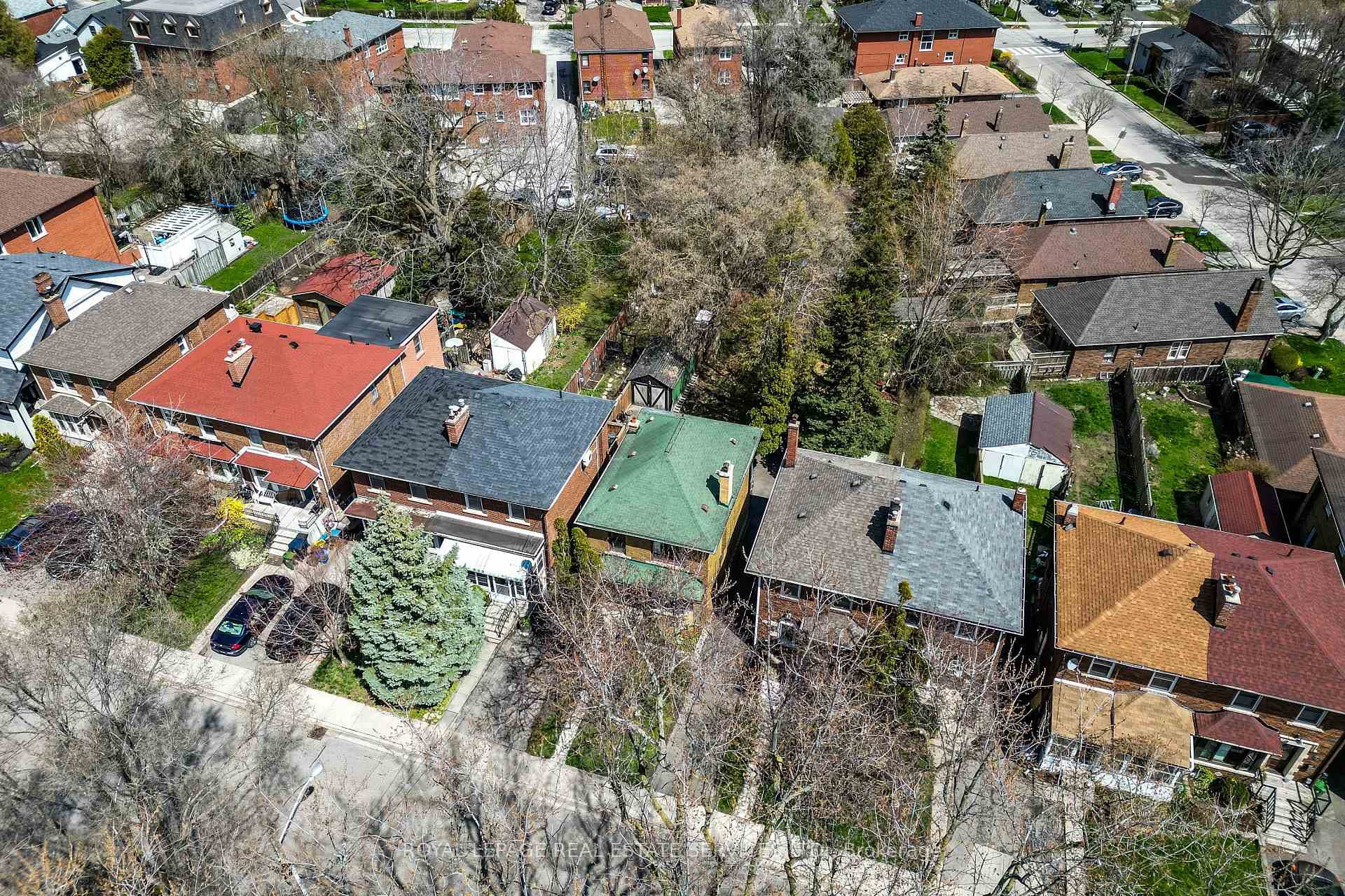 31 Albert Avenue photo 36
