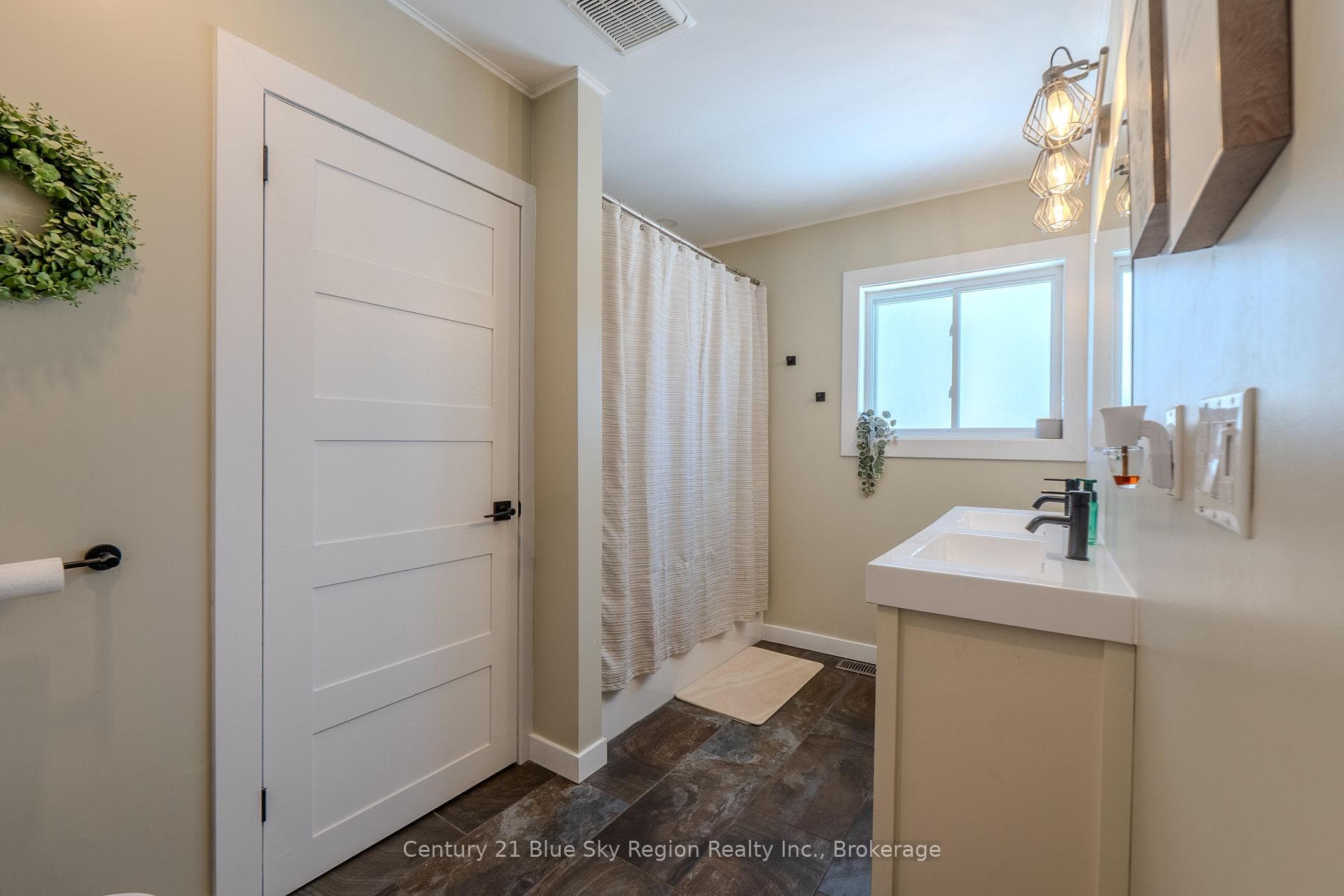 278 Tower Drive photo 27