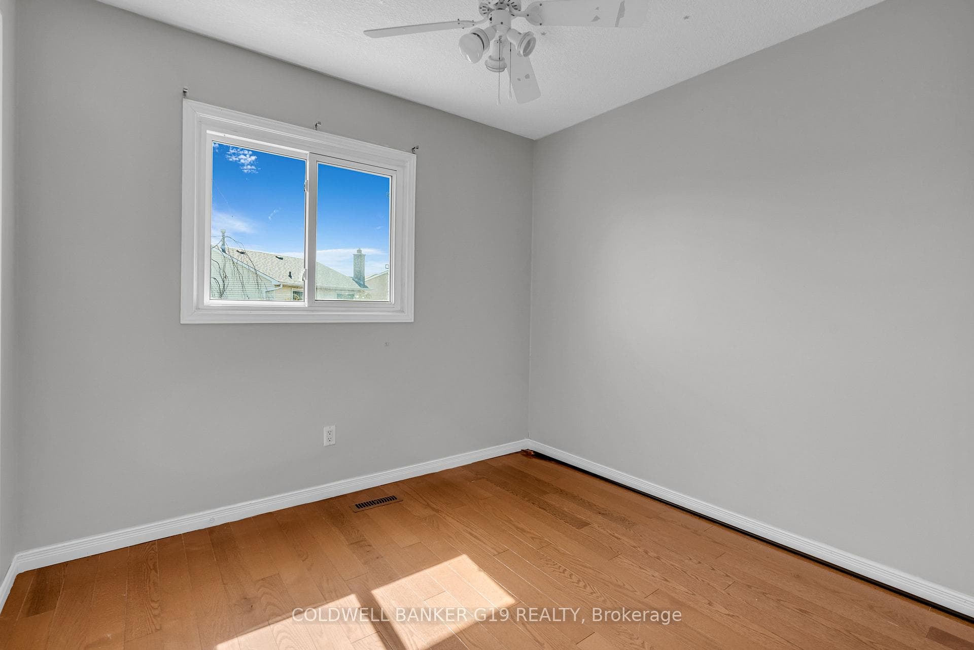30 Aurora Place photo 13