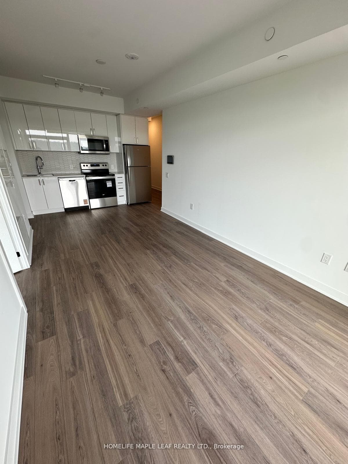 2782 Barton Street Unit 1520 photo 4