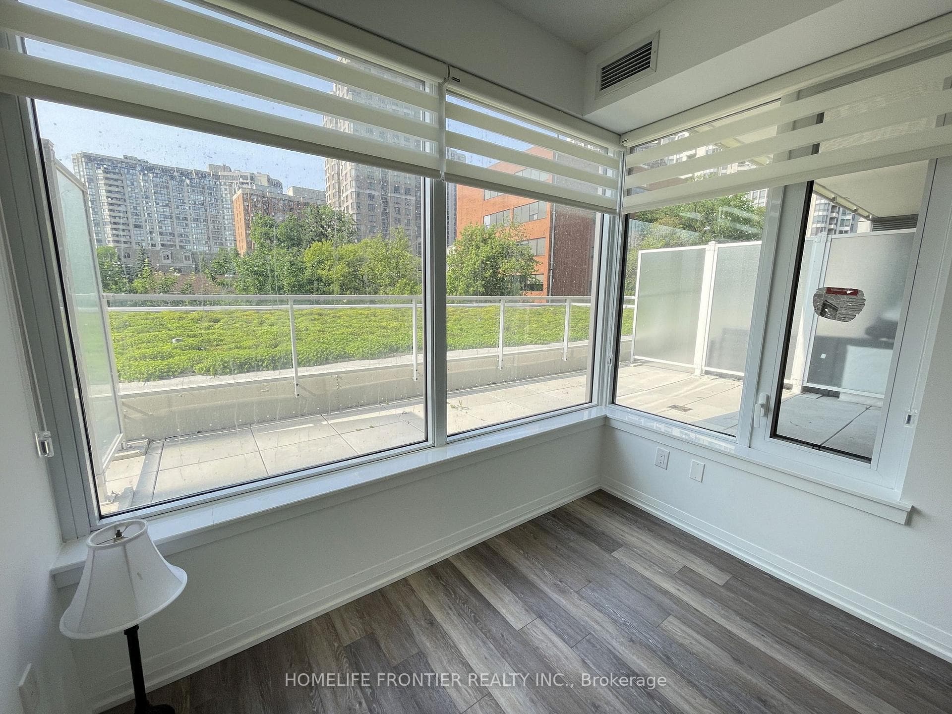 75 Canterbury Place Unit 312 photo 8
