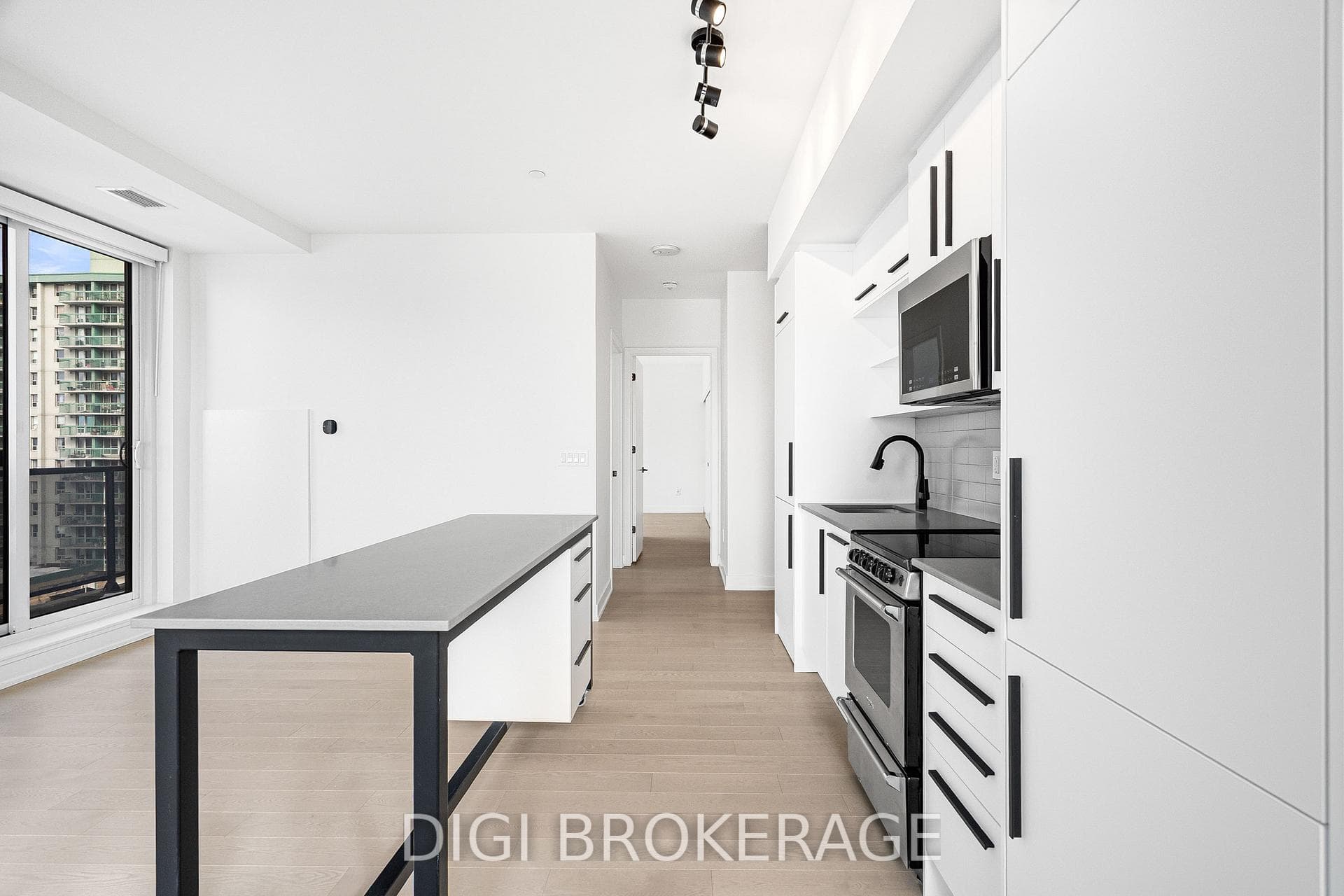 560 Rideau Street Unit 416 photo 11