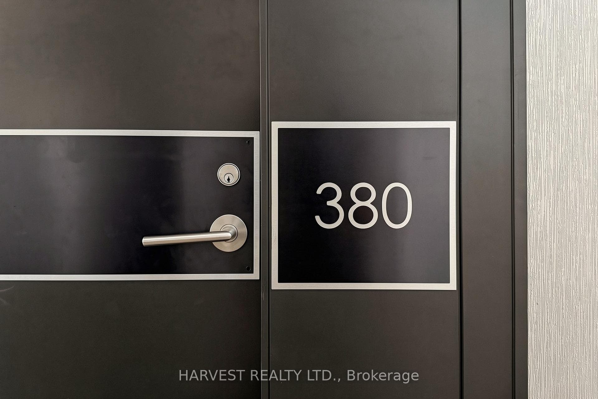 209 Fort York Boulevard Unit 380 photo 4