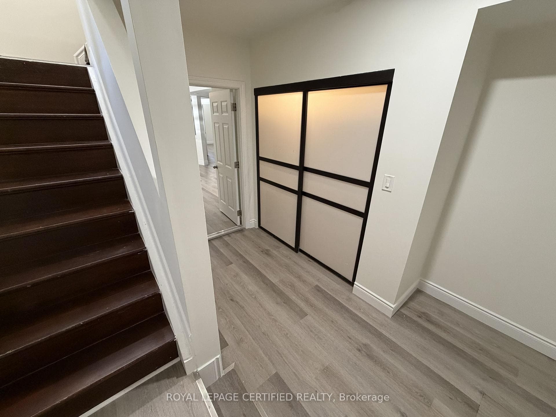61 Eagleglen Way Unit Bsmt photo 9