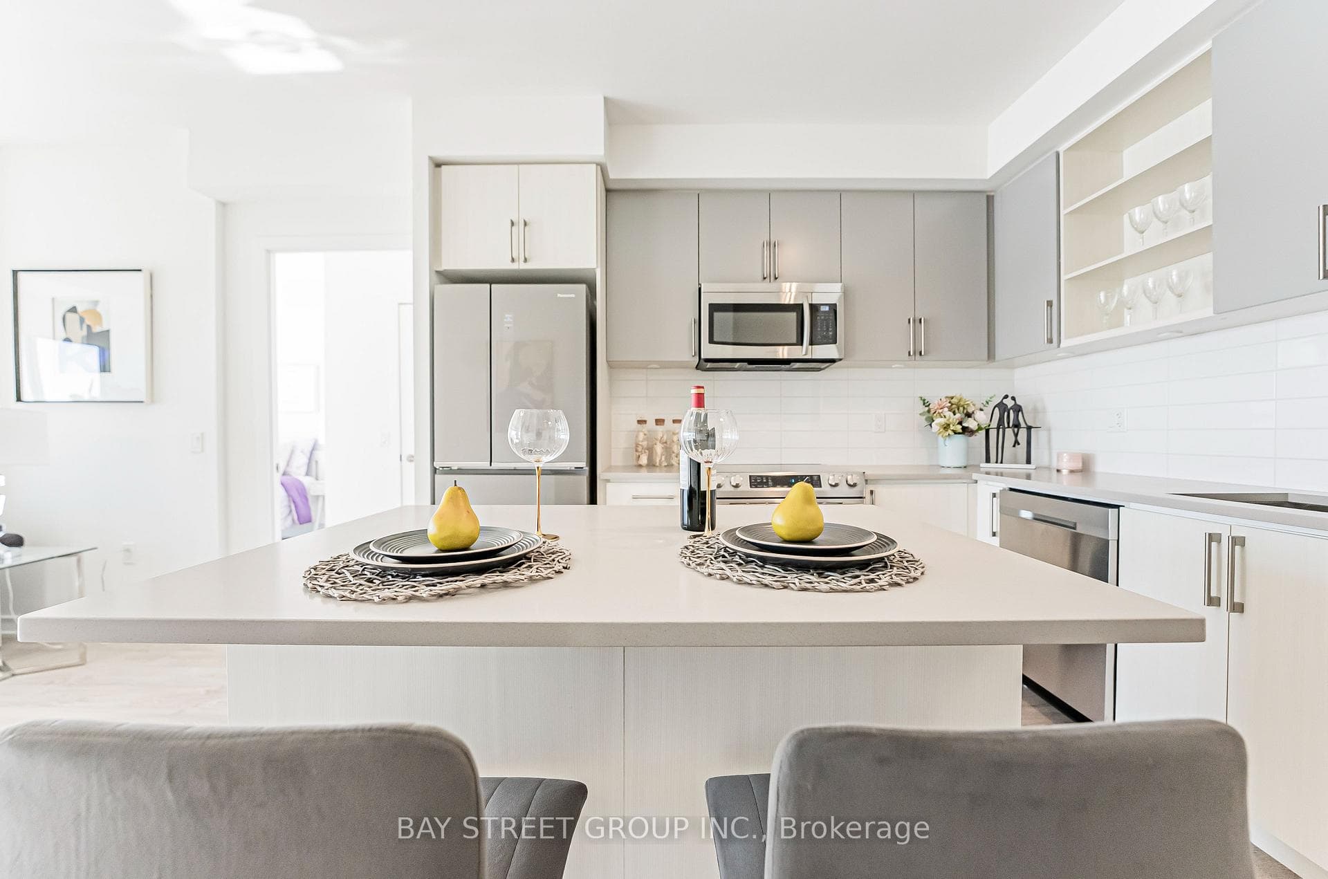 4699 Glen Erin Drive Unit 206 photo 10