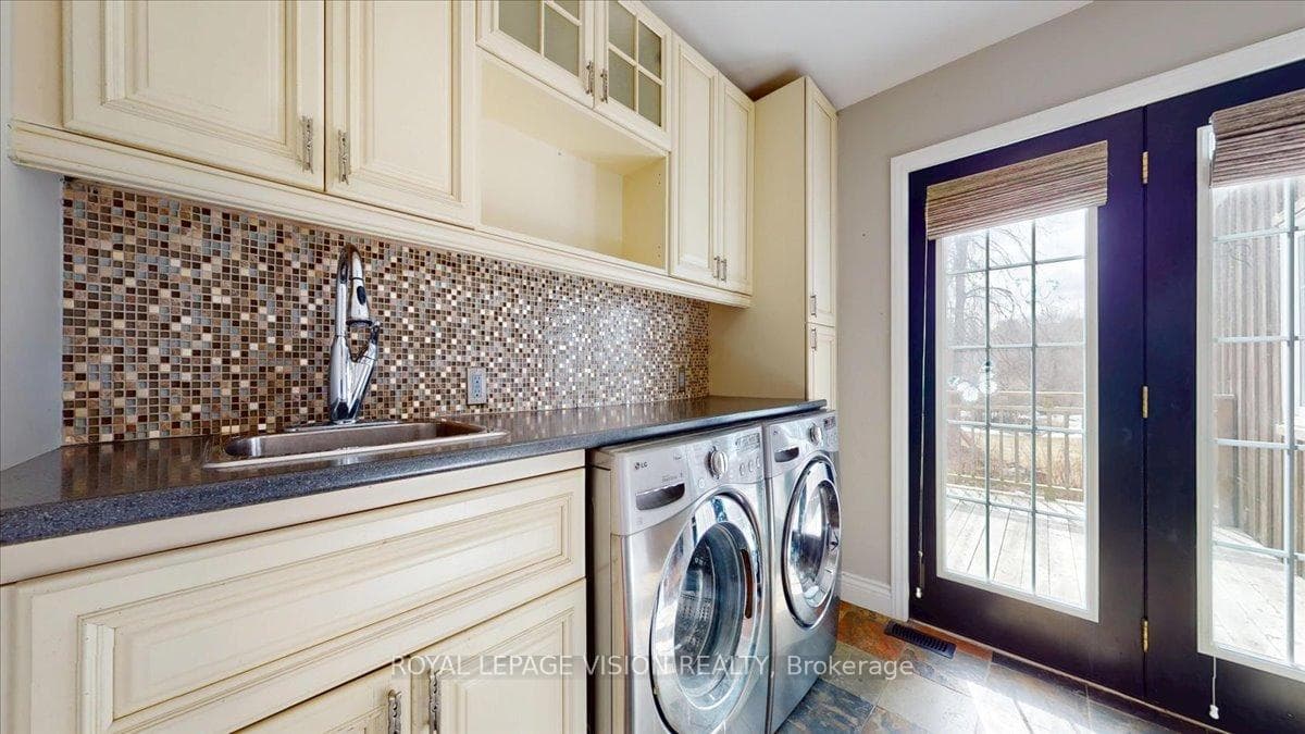 Laundry Room - Main Floor