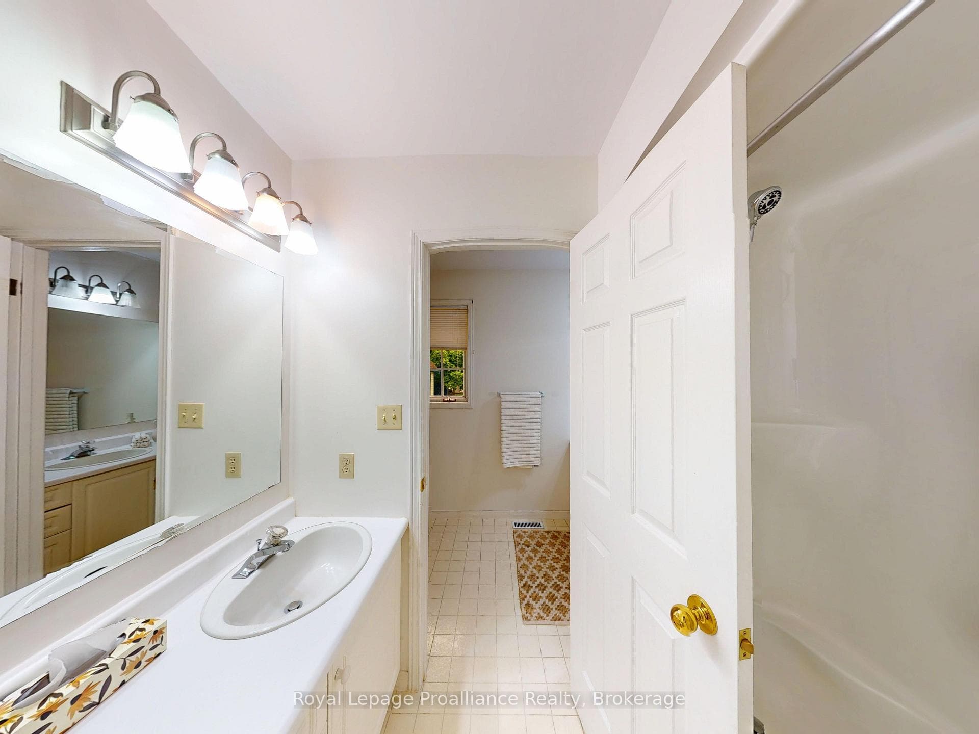 88 Westwind Crescent photo 15