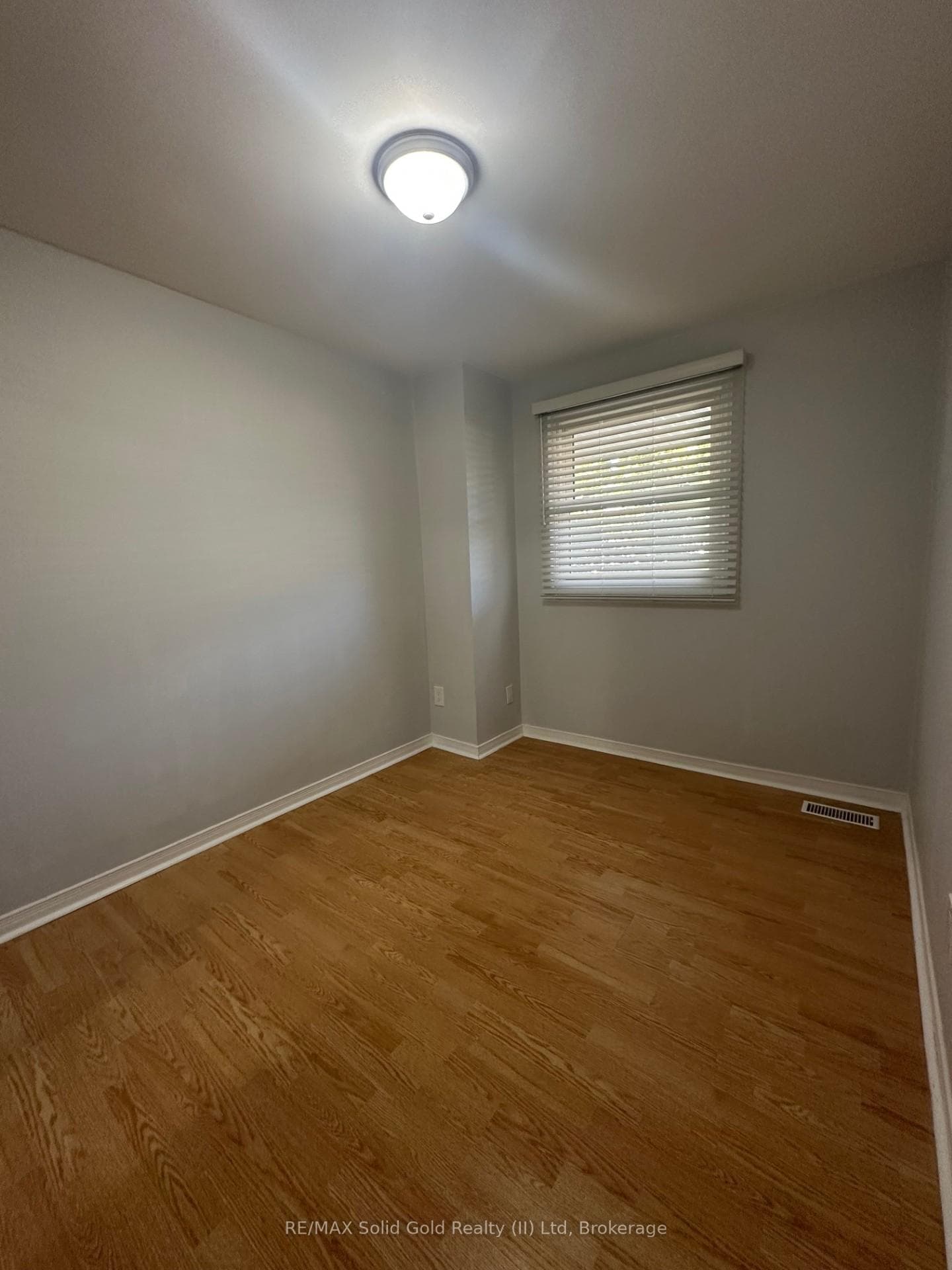 440 Pioneer Drive Unit 8 photo 14