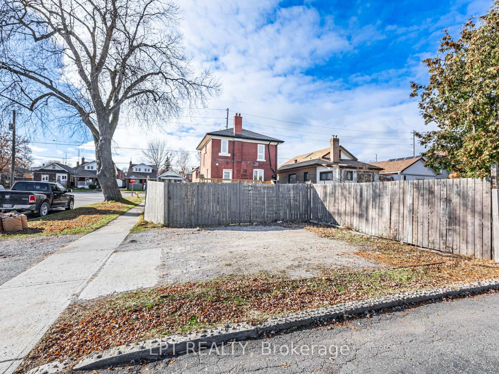 201 Ritson Road photo 6