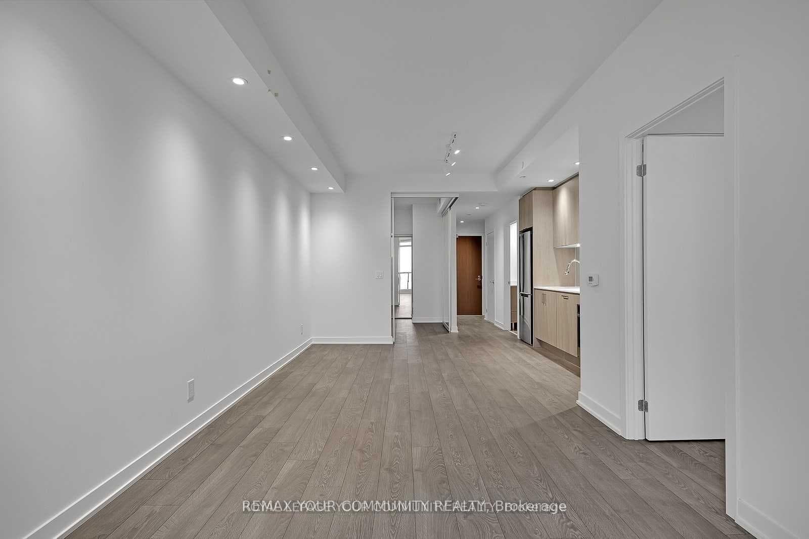 1926 Lake shore Boulevard Unit 3705E photo 19