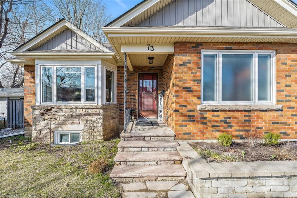 73 GUELPH Street photo 4