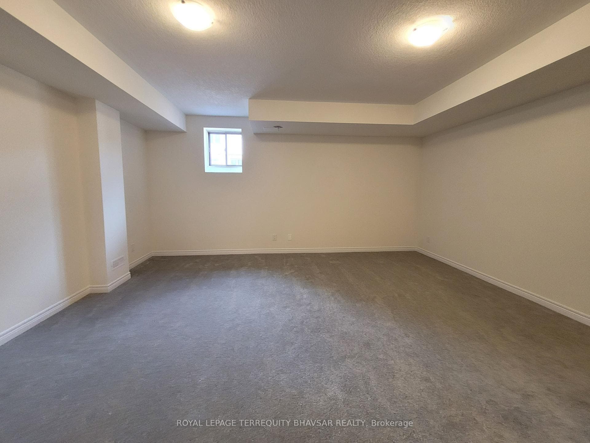 215 Broadacre Drive photo 34