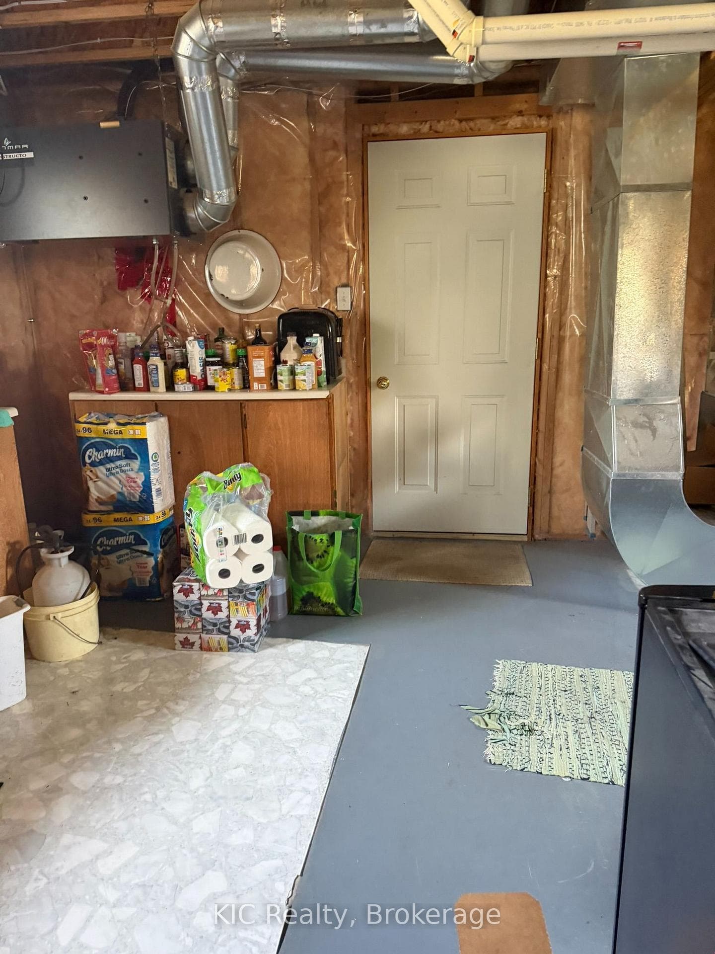 221 Jones Road photo 31