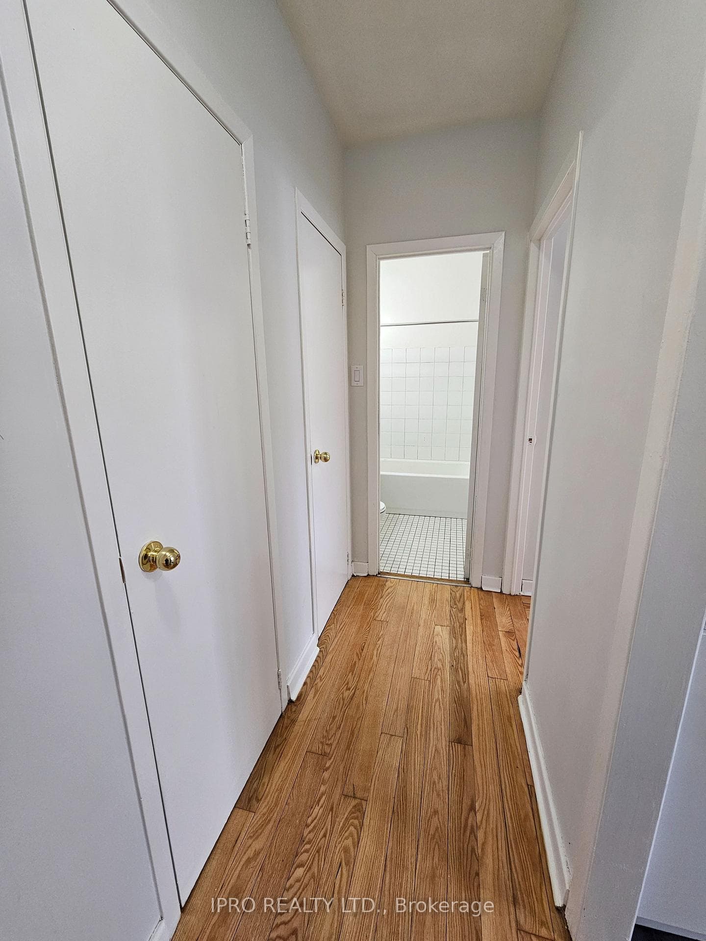 20 Cosburn Avenue Unit 102 photo 24