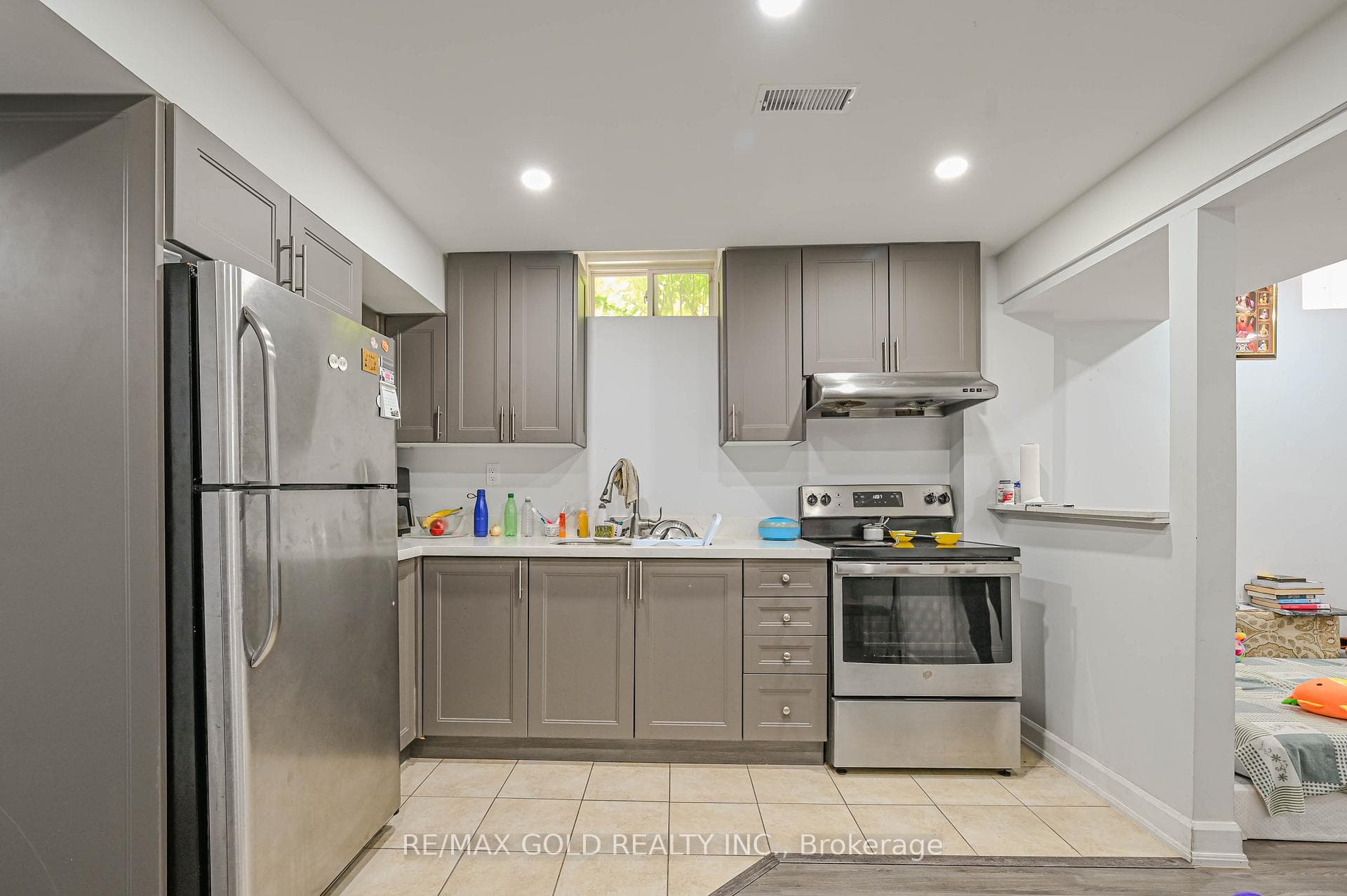 84 Delport Close photo 29