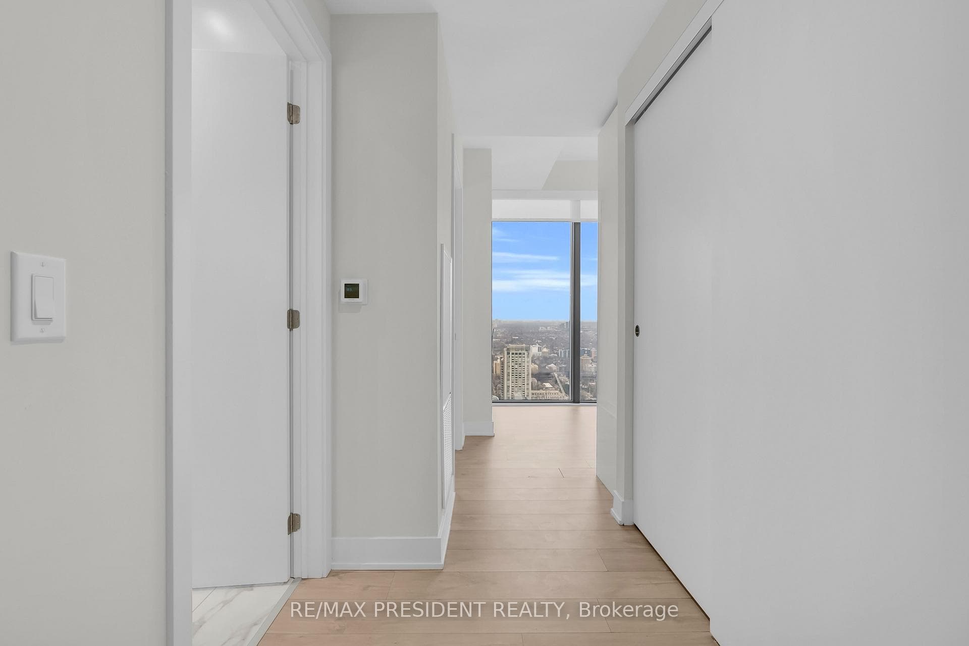 8 Cumberland Street Unit 4202 photo 8