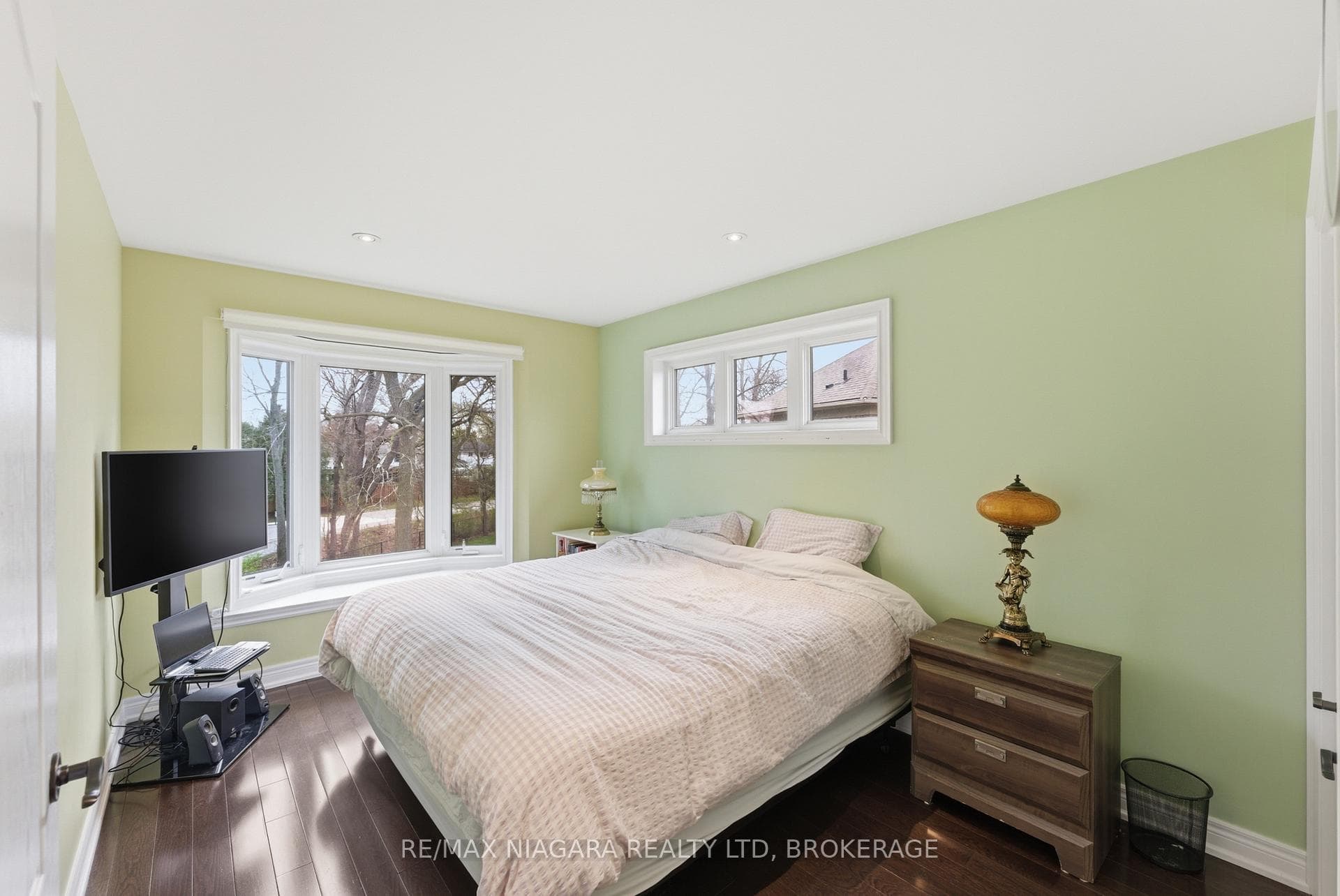 52 Scullers Way photo 14