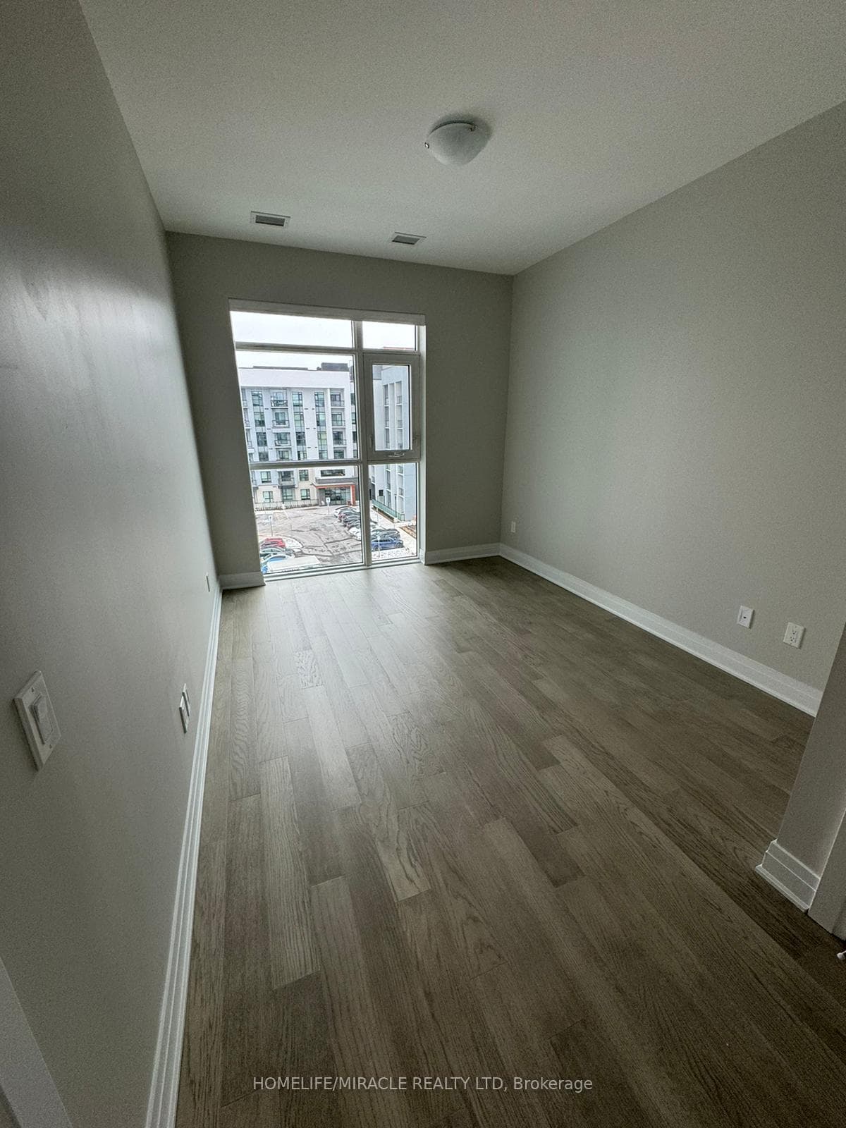 470 Gordon Krantz Avenue Unit 509 photo 11