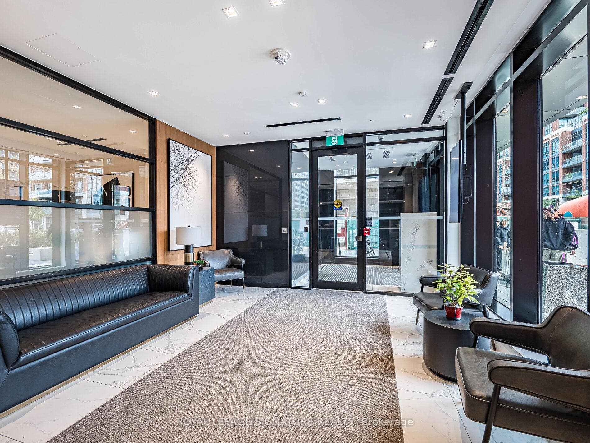8 Tippett Road Unit 525 photo 5