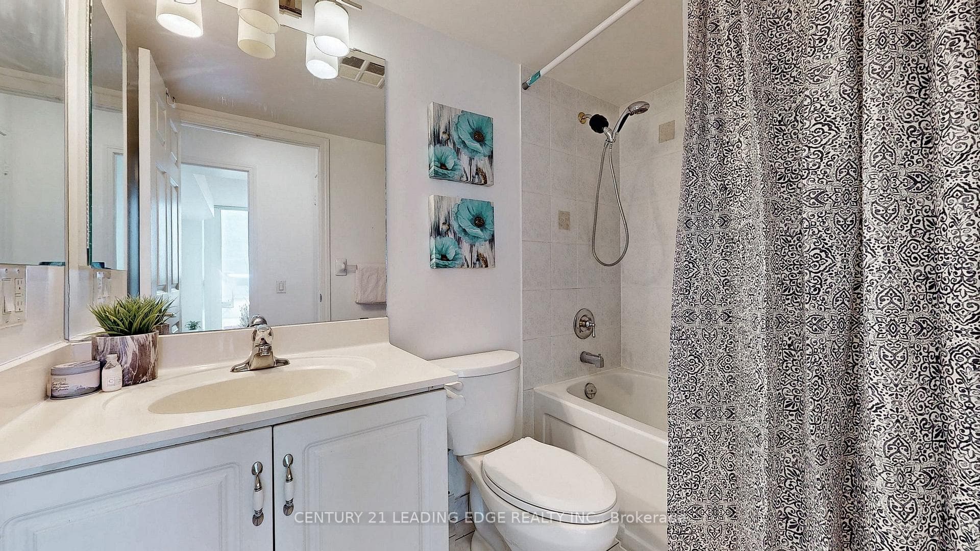 83 Borough Drive Unit 1601 photo 26