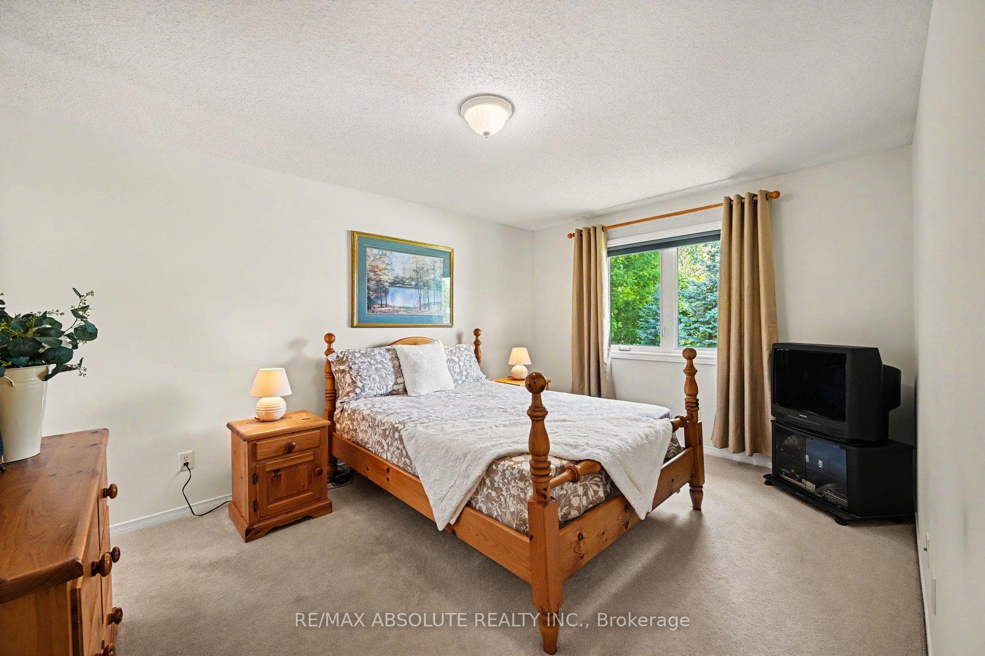 1 River Ridge Crescent photo 29