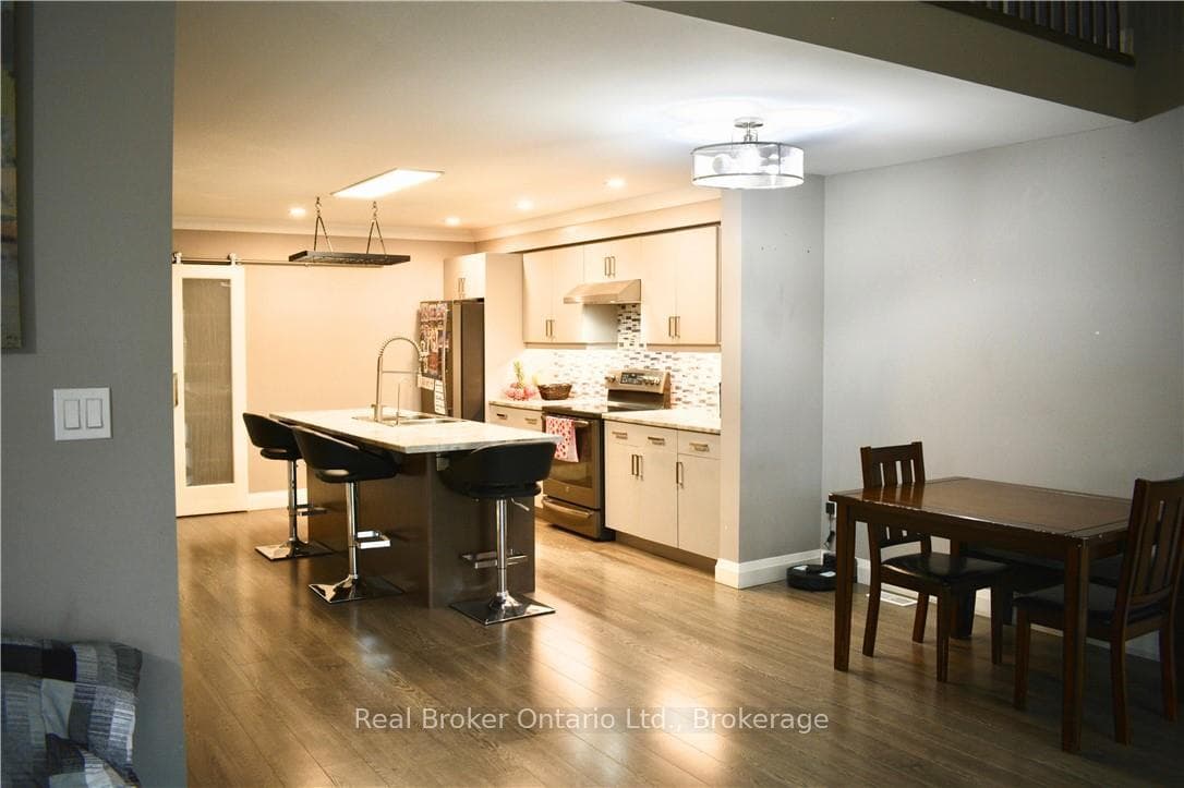 1 Chamberlain Avenue Unit 9 photo 5