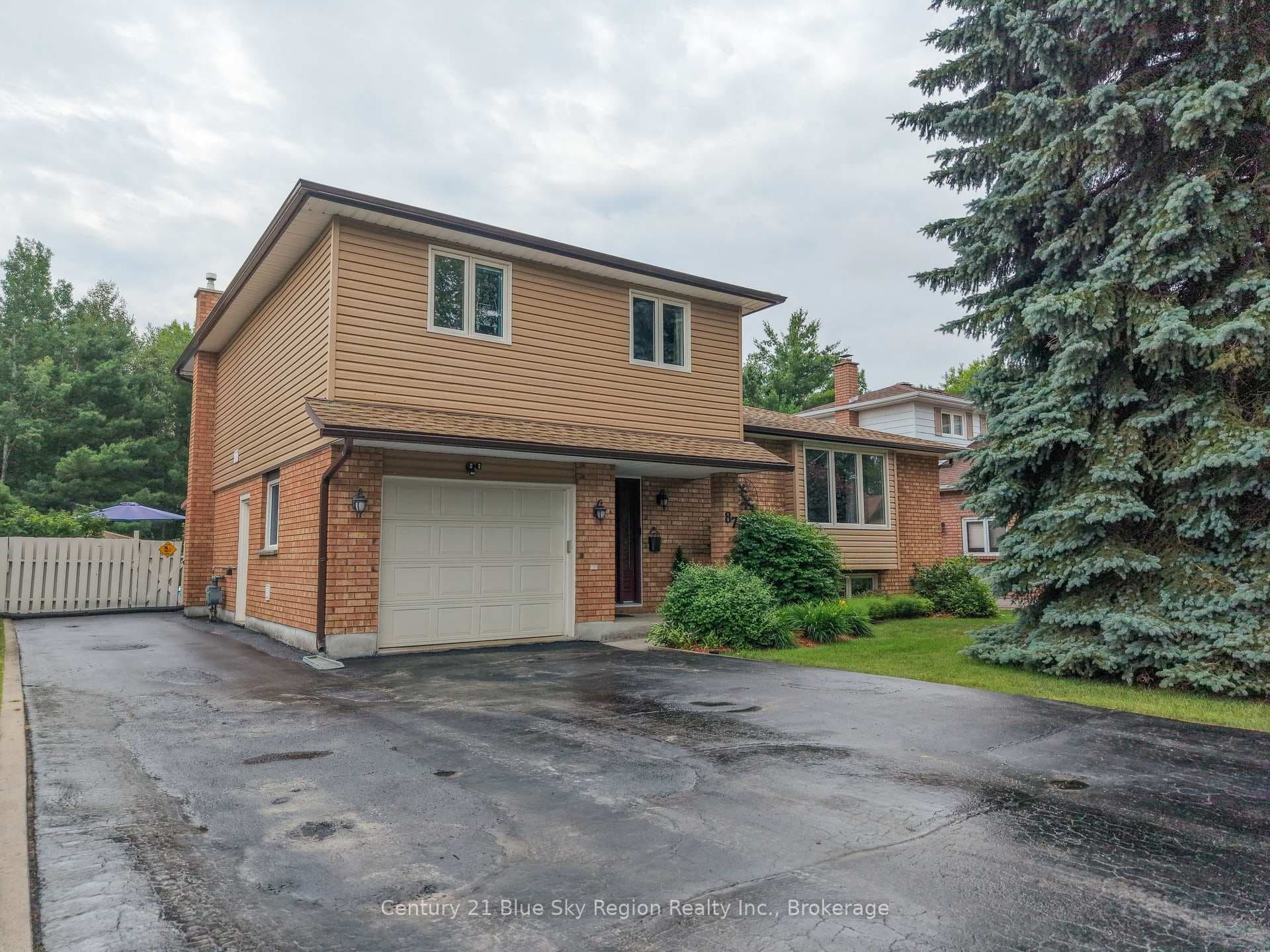 87 Labreche Drive photo 2