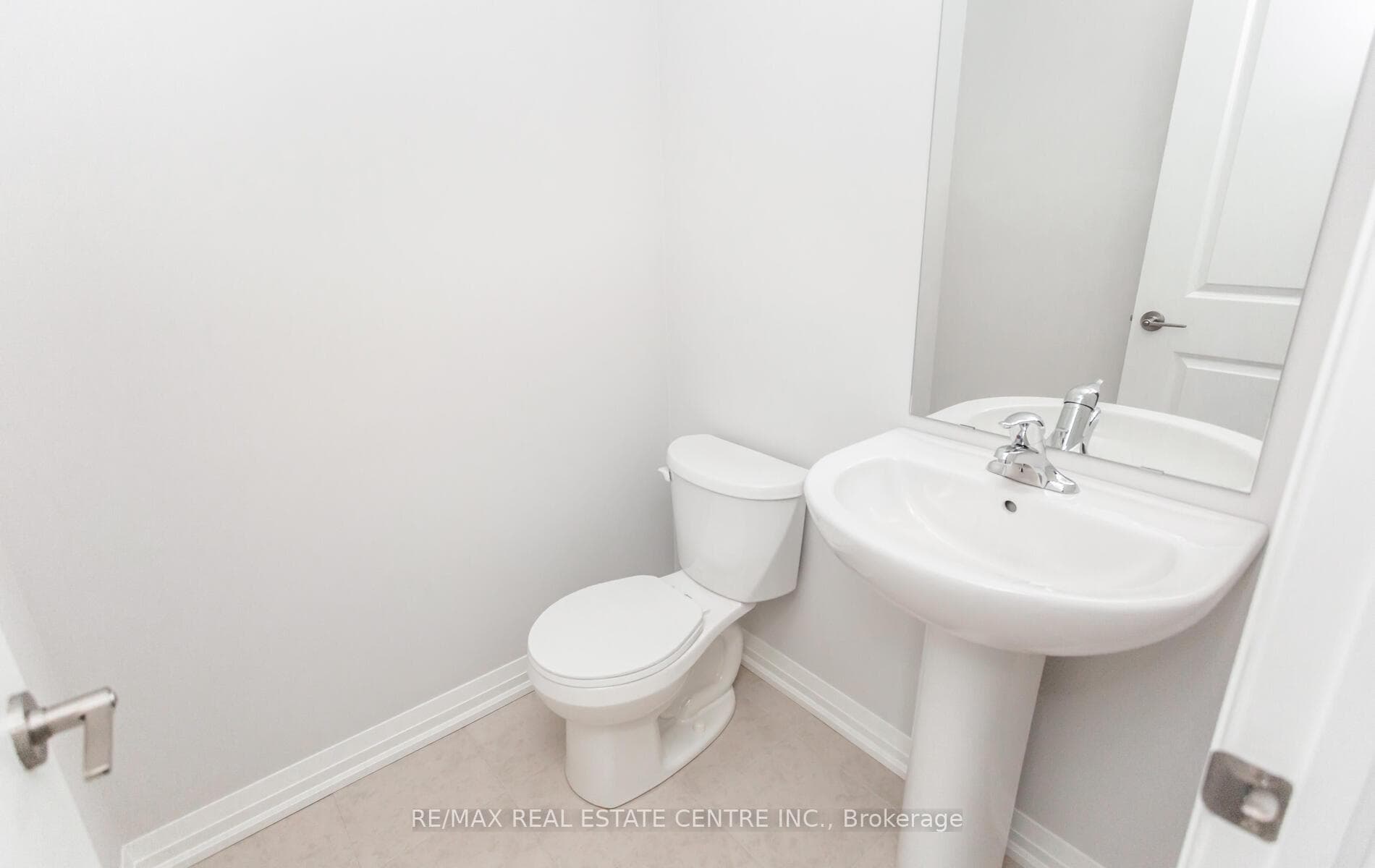 60 West Creek Court photo 12