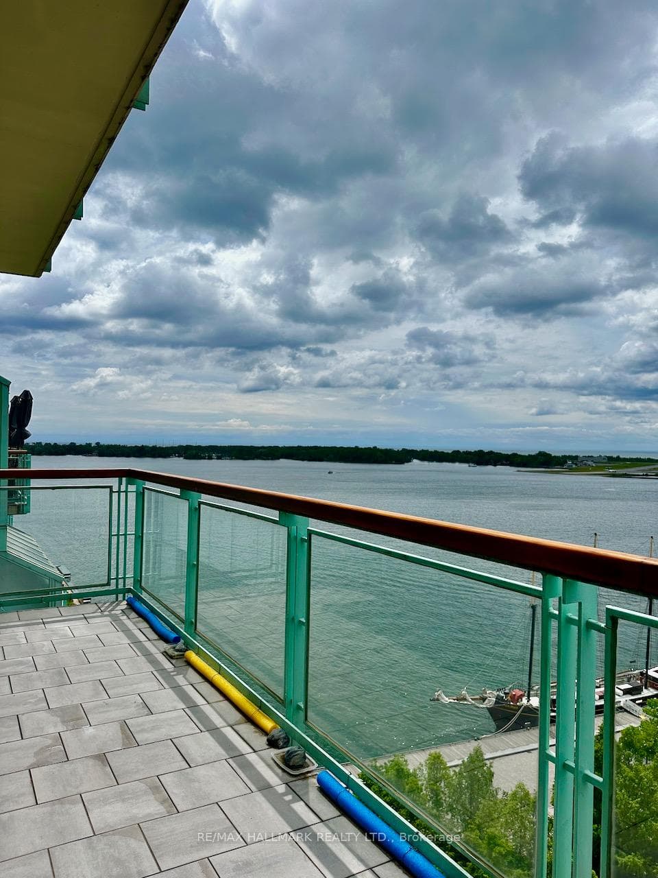 211 Queens Quay Unit 1106 photo 12