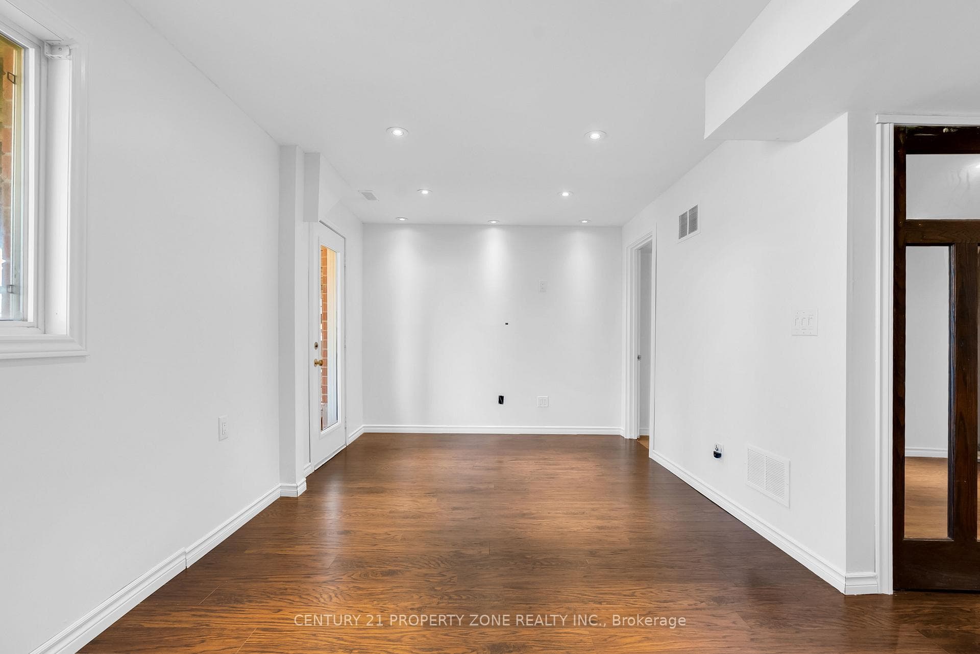 75 Benjamin Crescent photo 37
