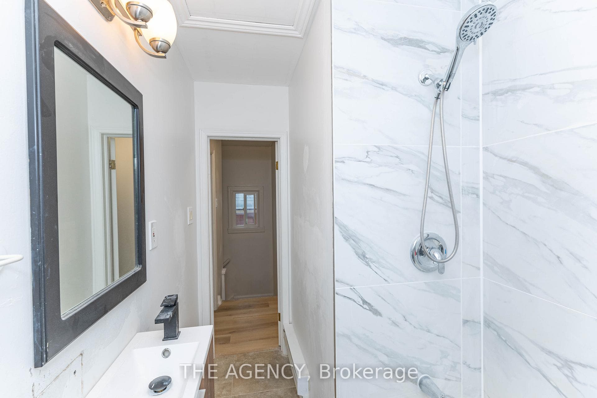 63 Hogarth Street photo 40